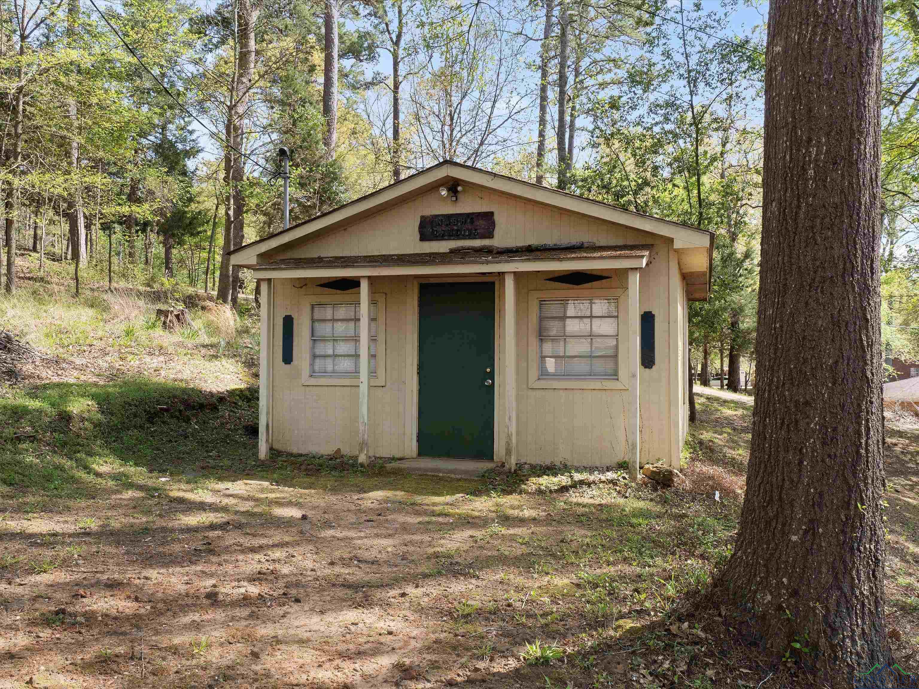 3065 E Lake, Gladewater, Texas image 31