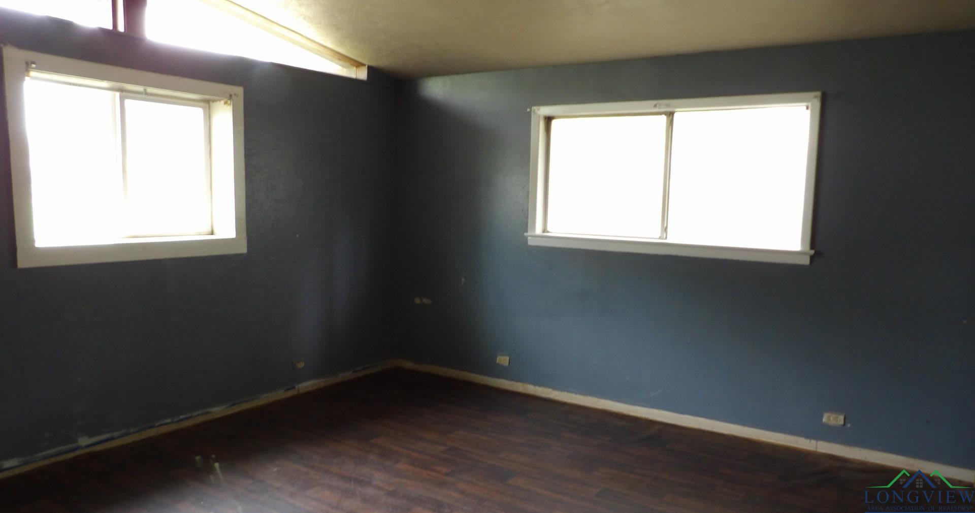 915 John St, Jacksonville, Texas image 11