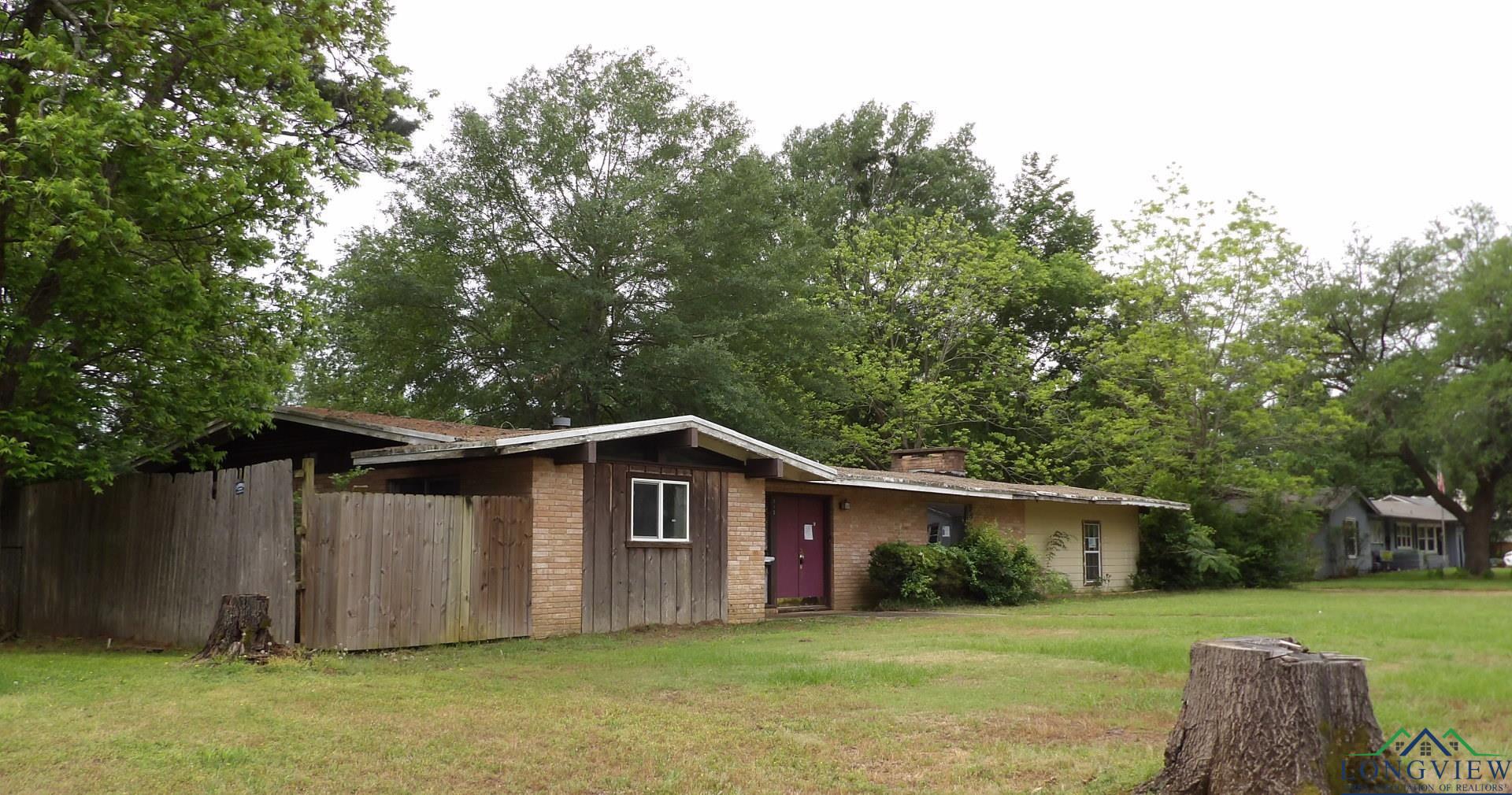 915 John St, Jacksonville, Texas image 2