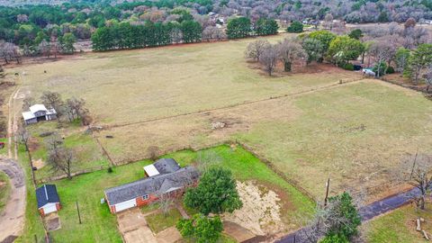 Homes For Sale - 20519 Cr 4114<br/> Lindale, TX 75771