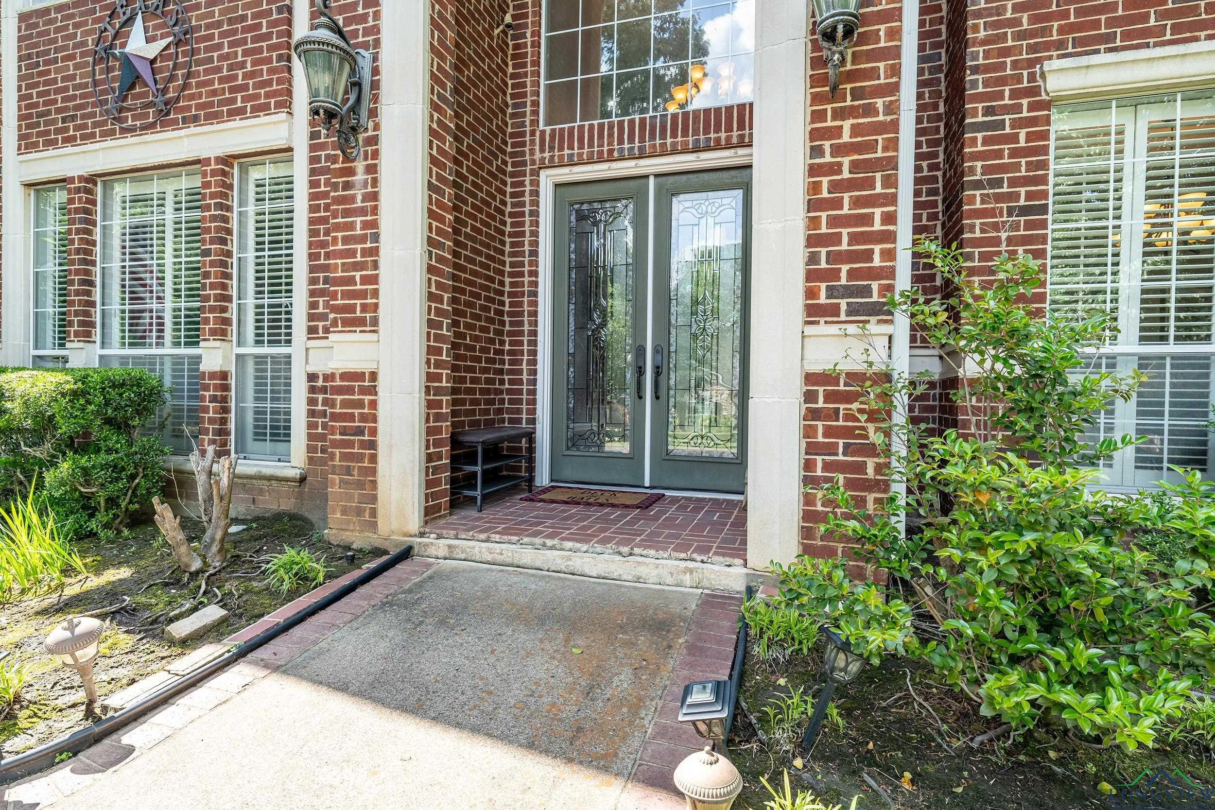 1303 Lesley Road, Longview, Texas image 4