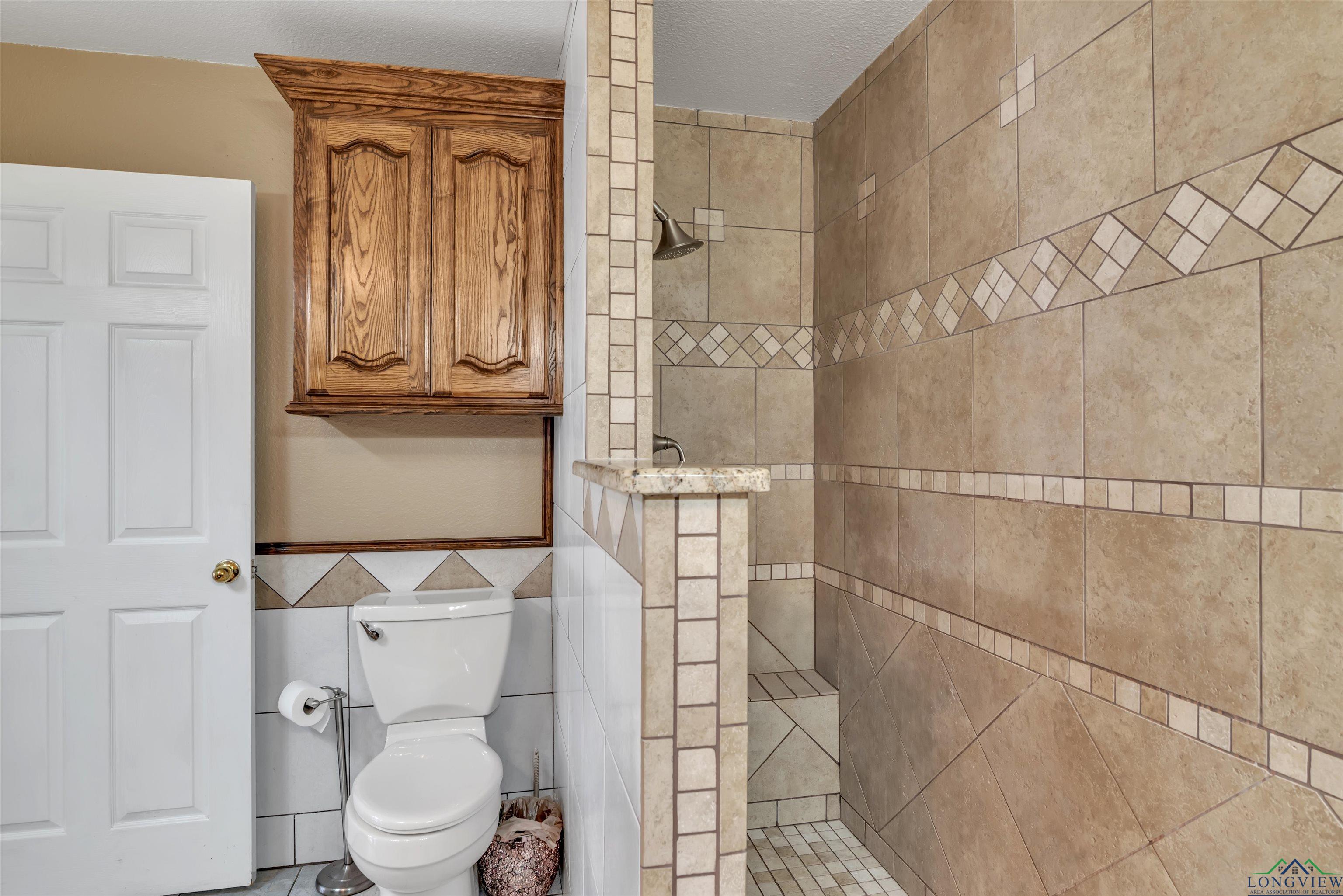 105 Lindsey Brook Ln, Longview, Texas image 33