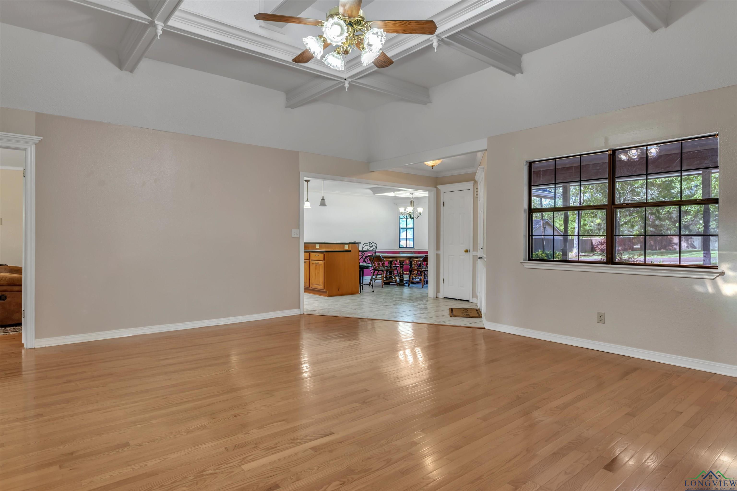 105 Lindsey Brook Ln, Longview, Texas image 4
