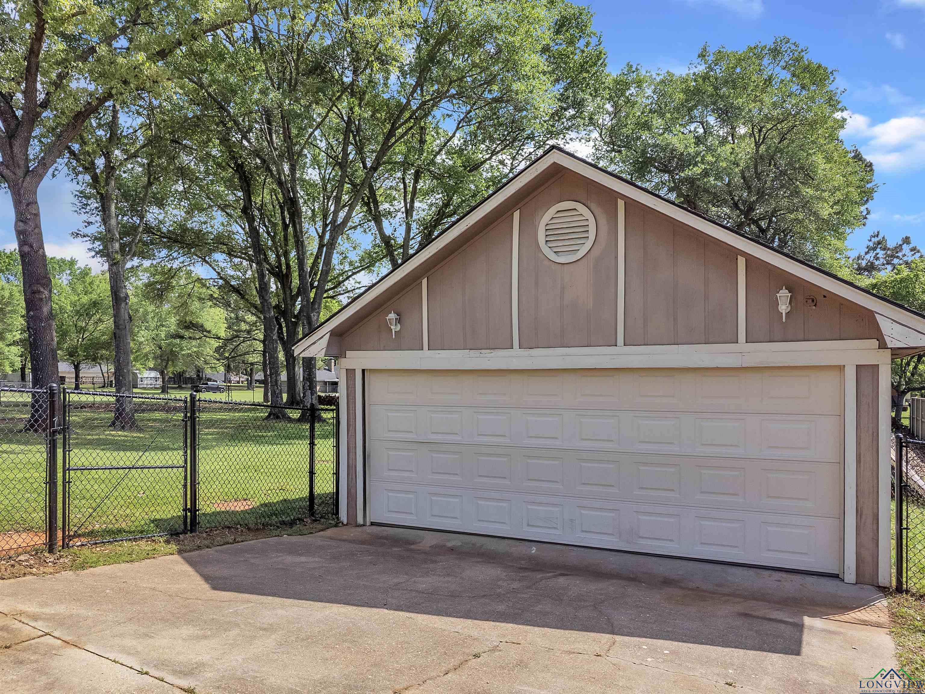 105 Lindsey Brook Ln, Longview, Texas image 26