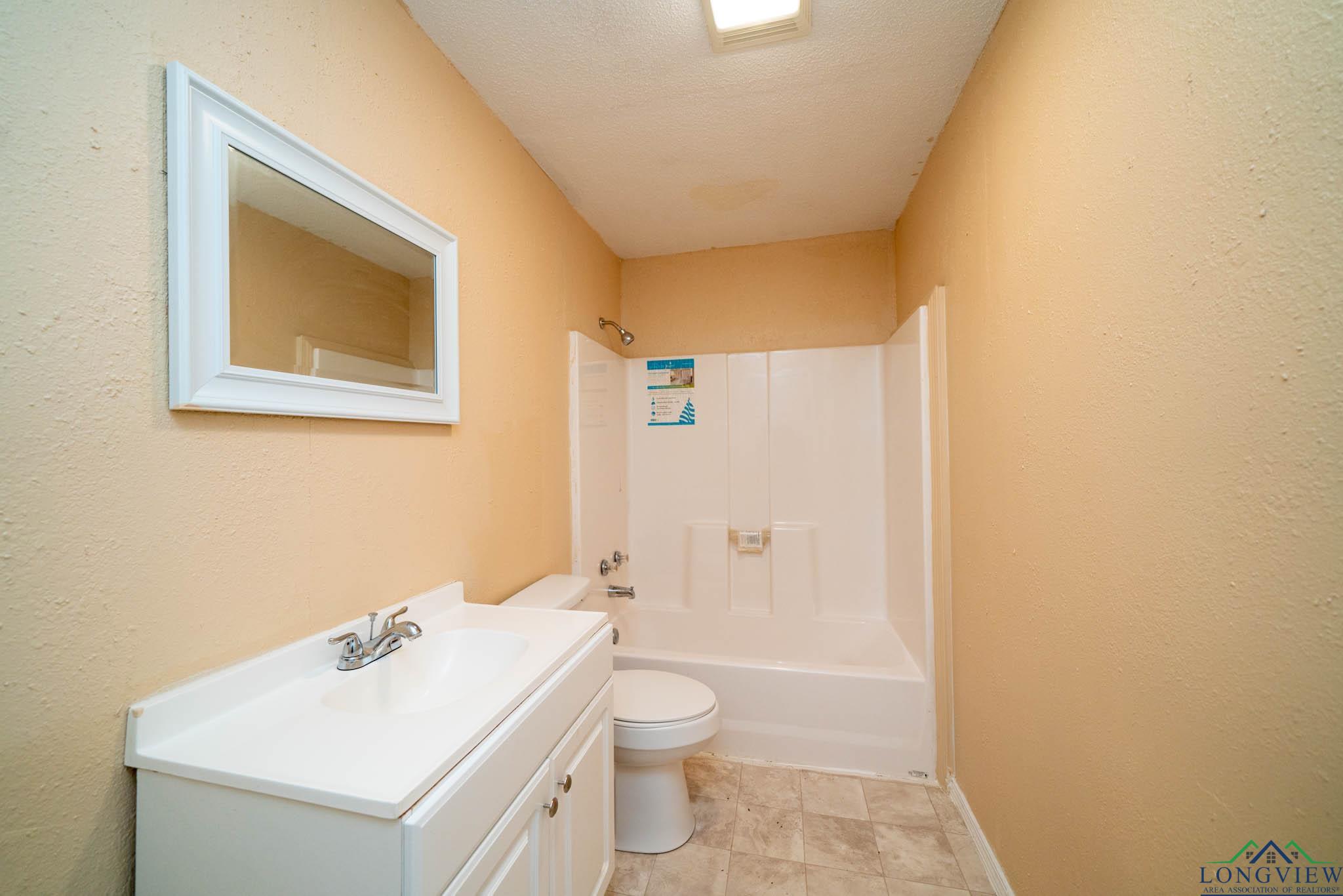 809 Herbert St, Marshall, Texas image 31