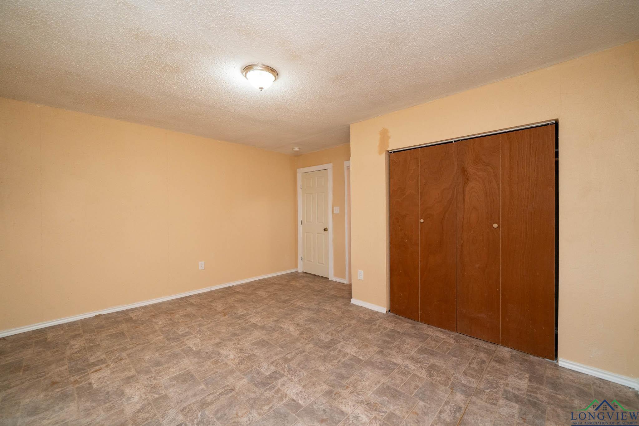 809 Herbert St, Marshall, Texas image 32