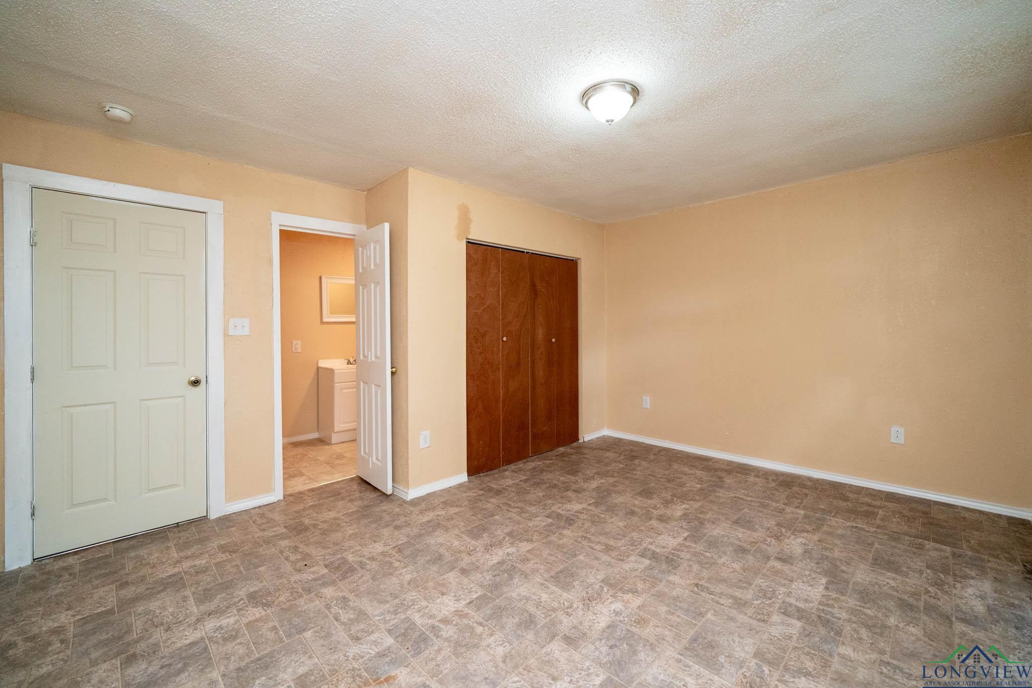 809 Herbert St, Marshall, Texas image 33