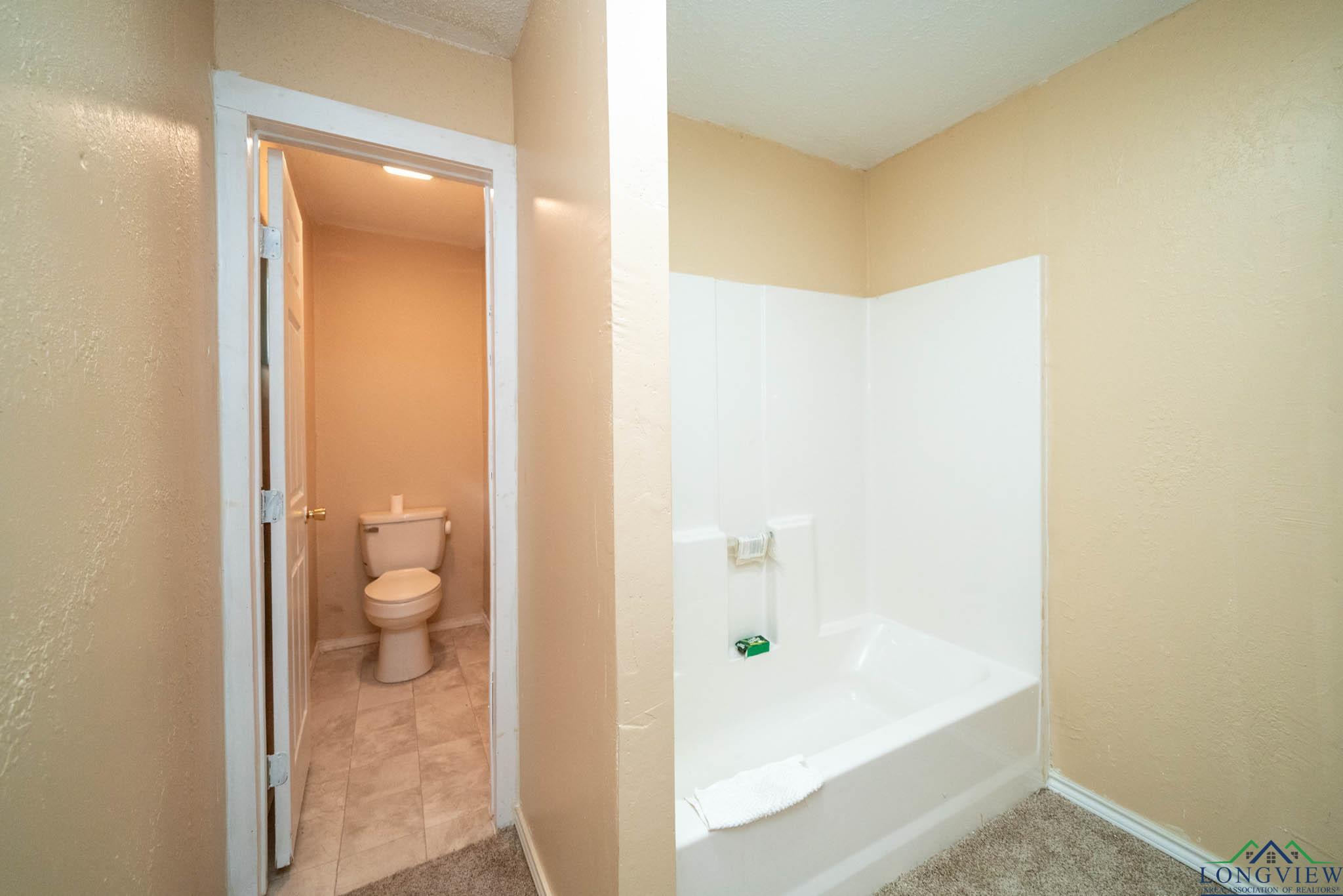 809 Herbert St, Marshall, Texas image 23