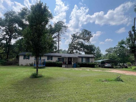 A home in Waskom