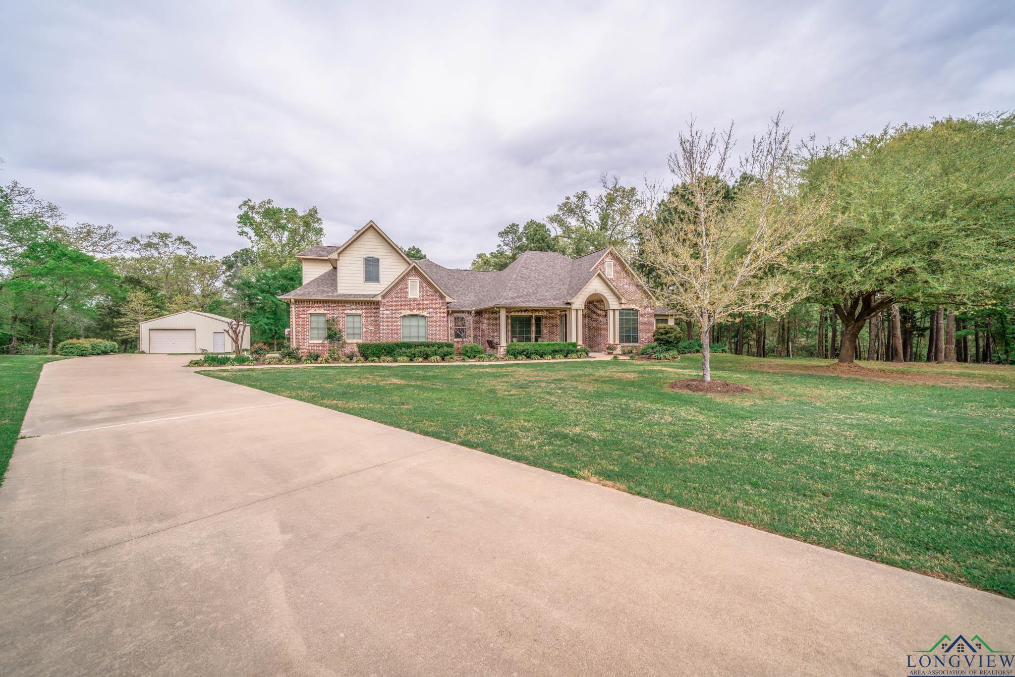 108 Canvasback Court, Gilmer, Texas image 1