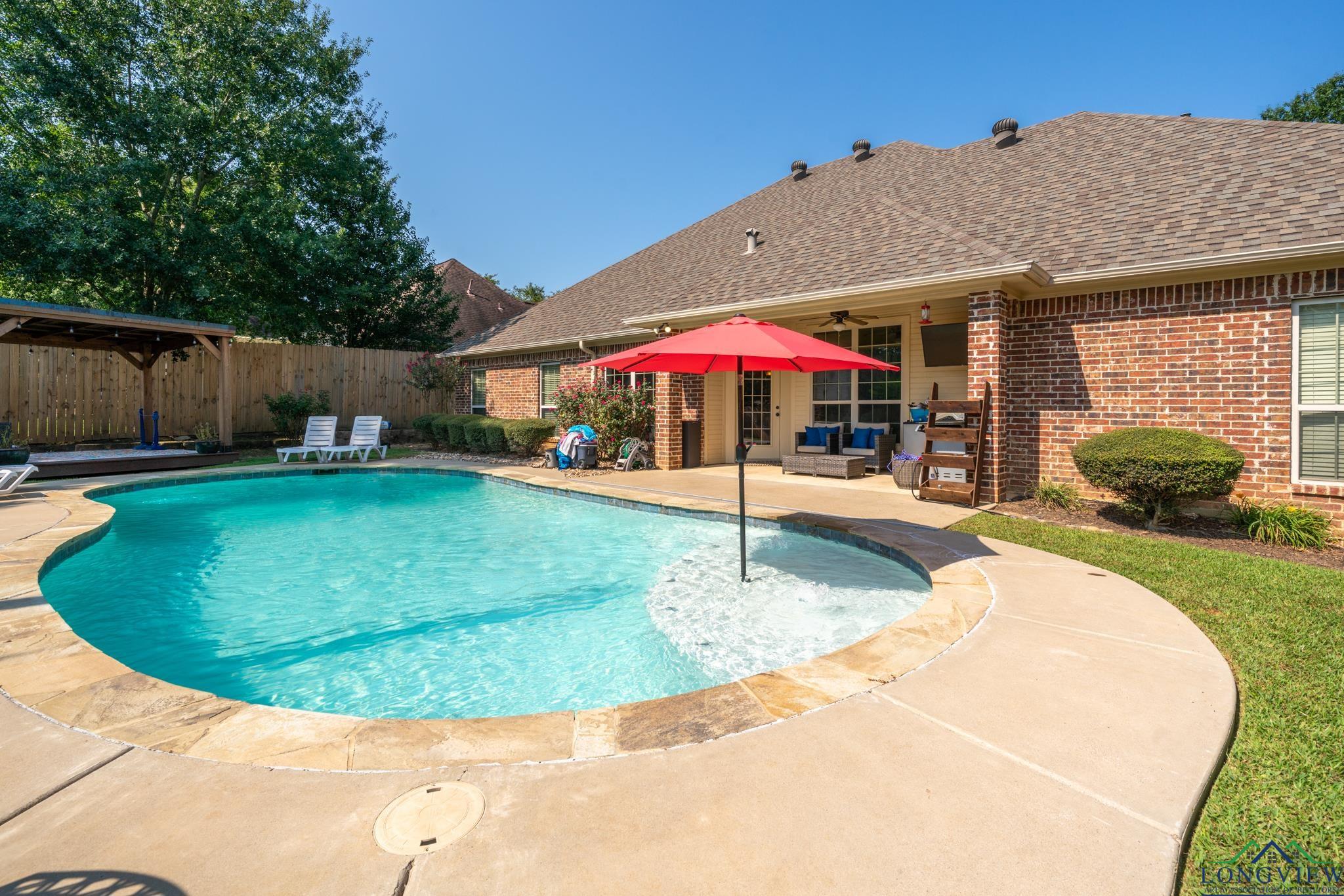 106 Willow Brook, White Oak, Texas image 35