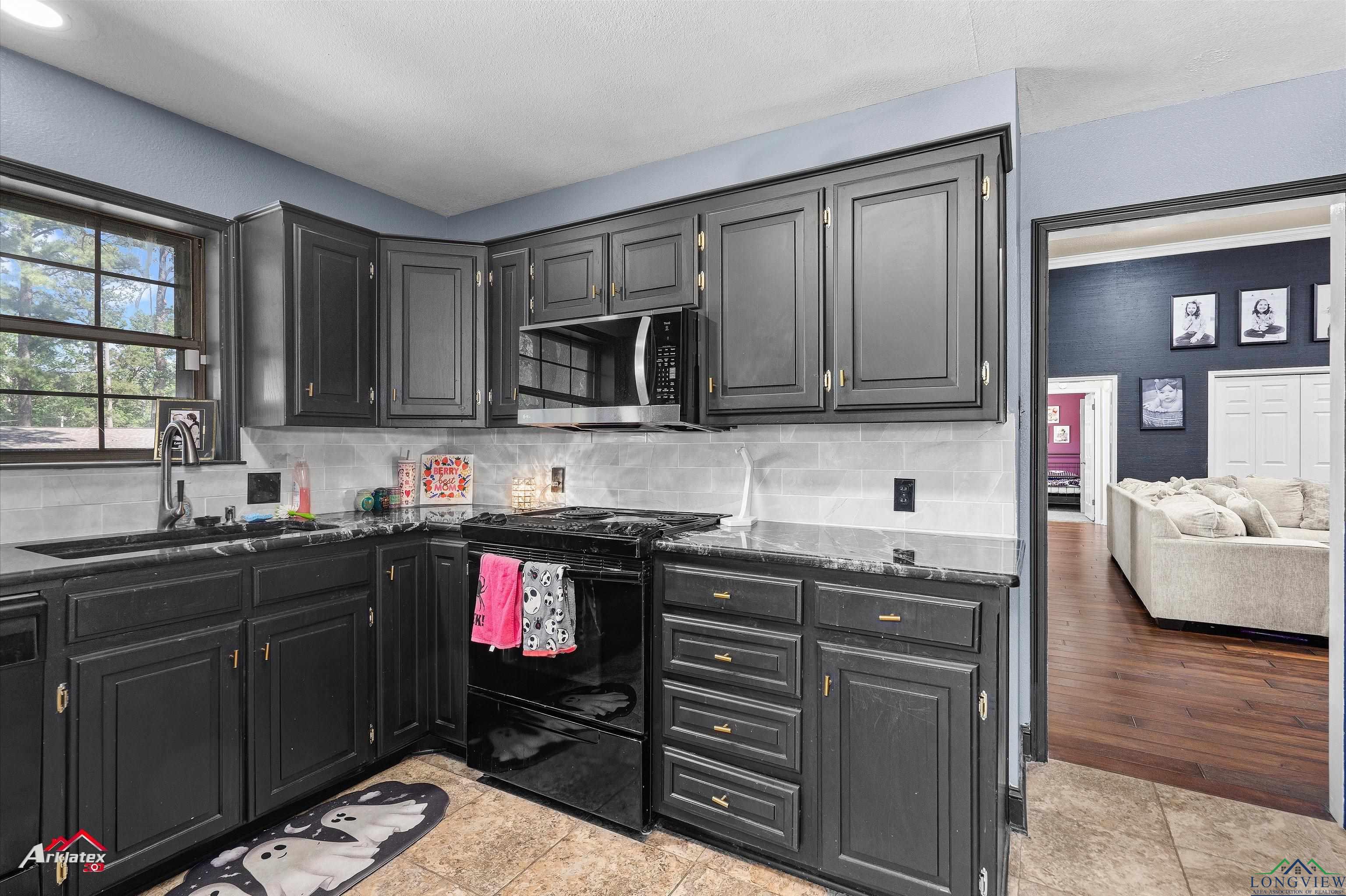 1208 Westwood Dr, Henderson, New Mexico image 6