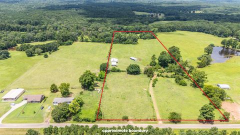 Homes For Sale - 1730 Blackburn Road<br/> Harrison County, Diana, TX 75640