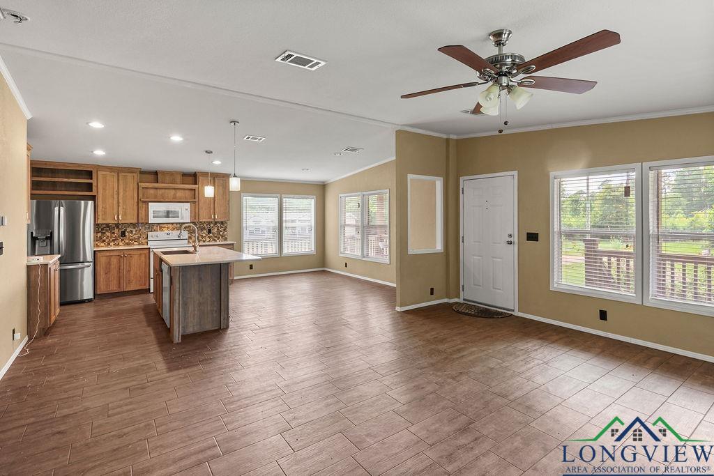 115 Oak Bend, Marshall, Texas image 6