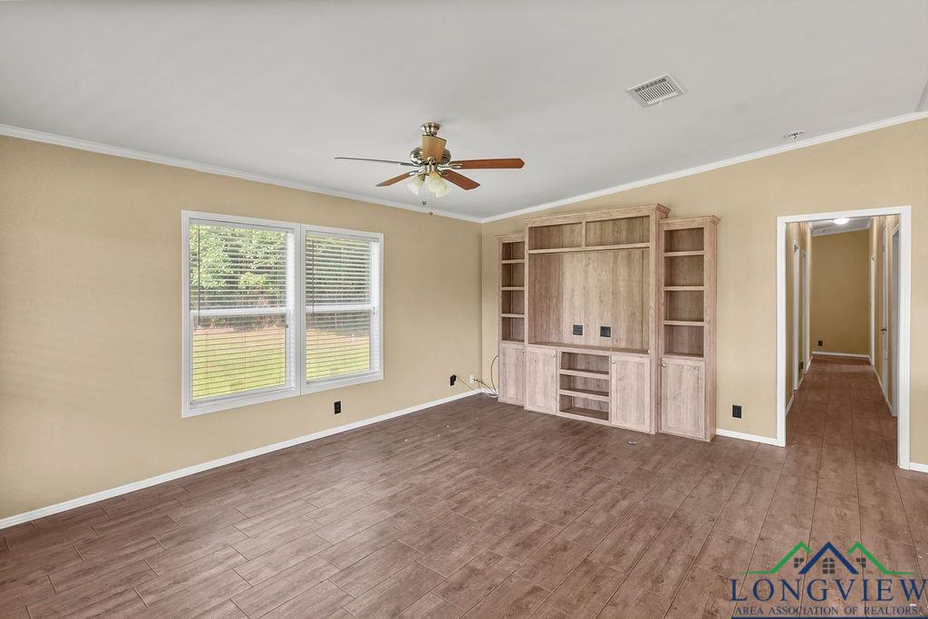 115 Oak Bend, Marshall, Texas image 4