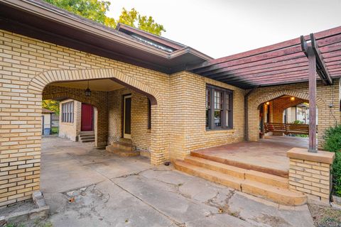 A home in Gilmer