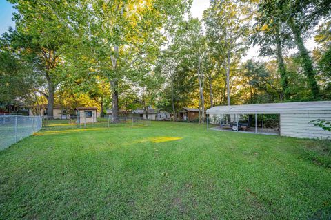 A home in Gilmer