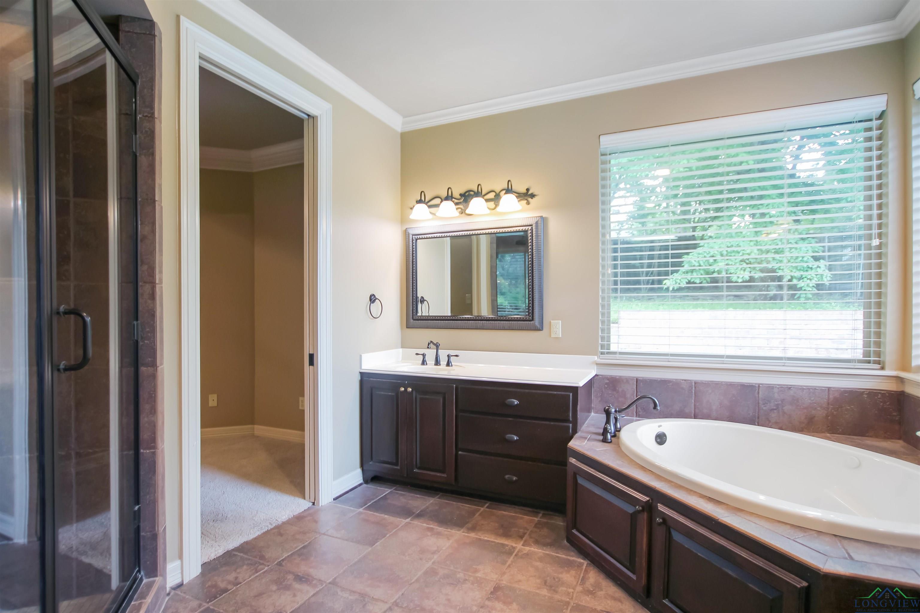 8406 Castleton Way, Tyler, Texas image 19