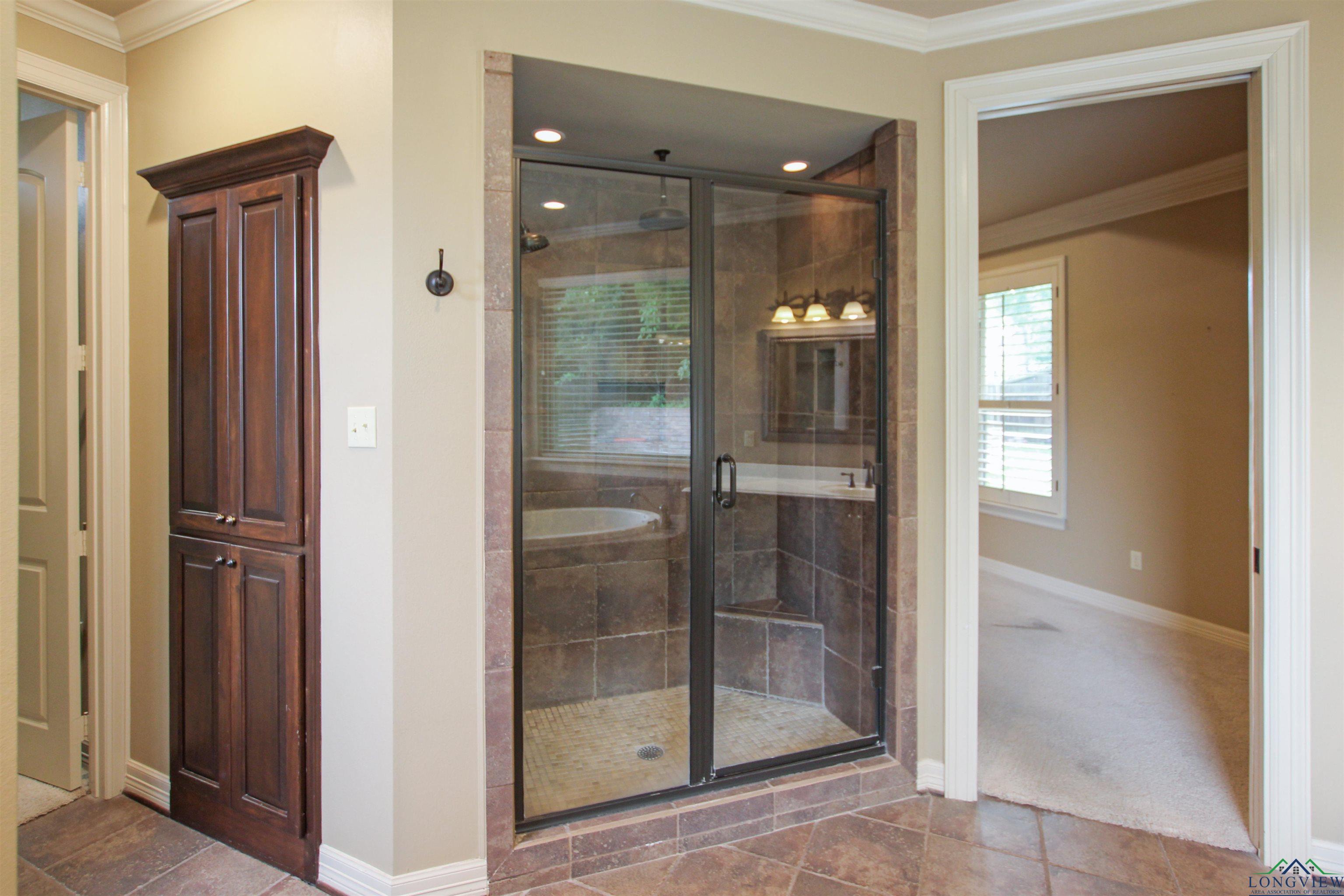 8406 Castleton Way, Tyler, Texas image 20