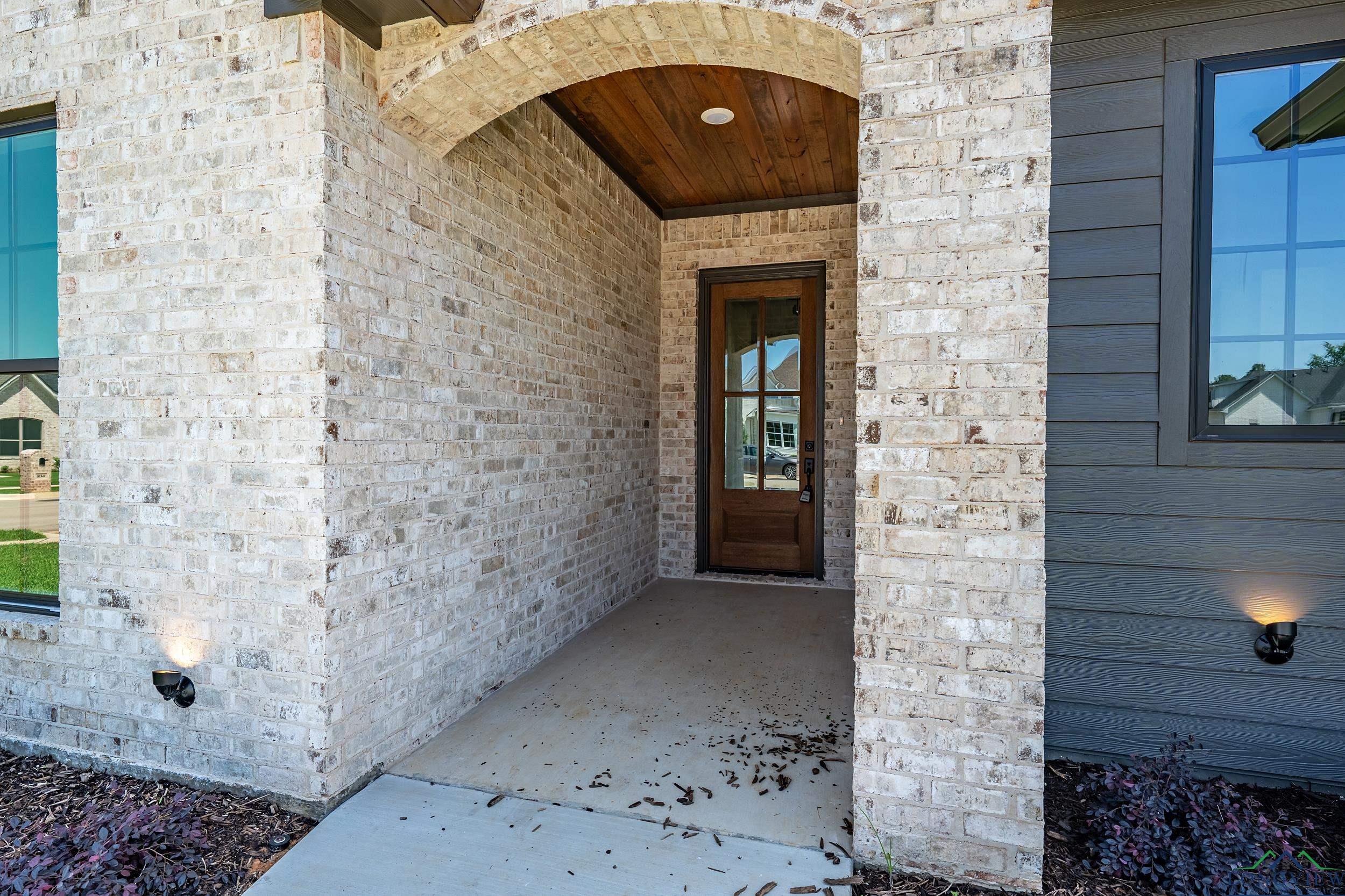 4618 Flat Creek Cv, Tyler, Texas image 5