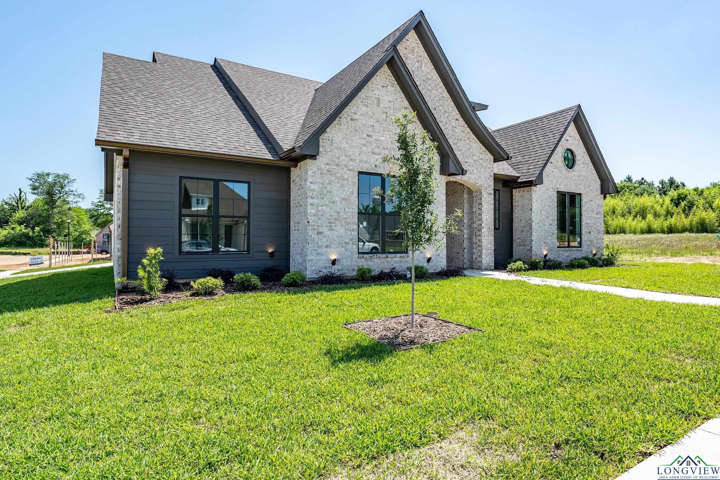 4618 Flat Creek Cv, Tyler, Texas image 2