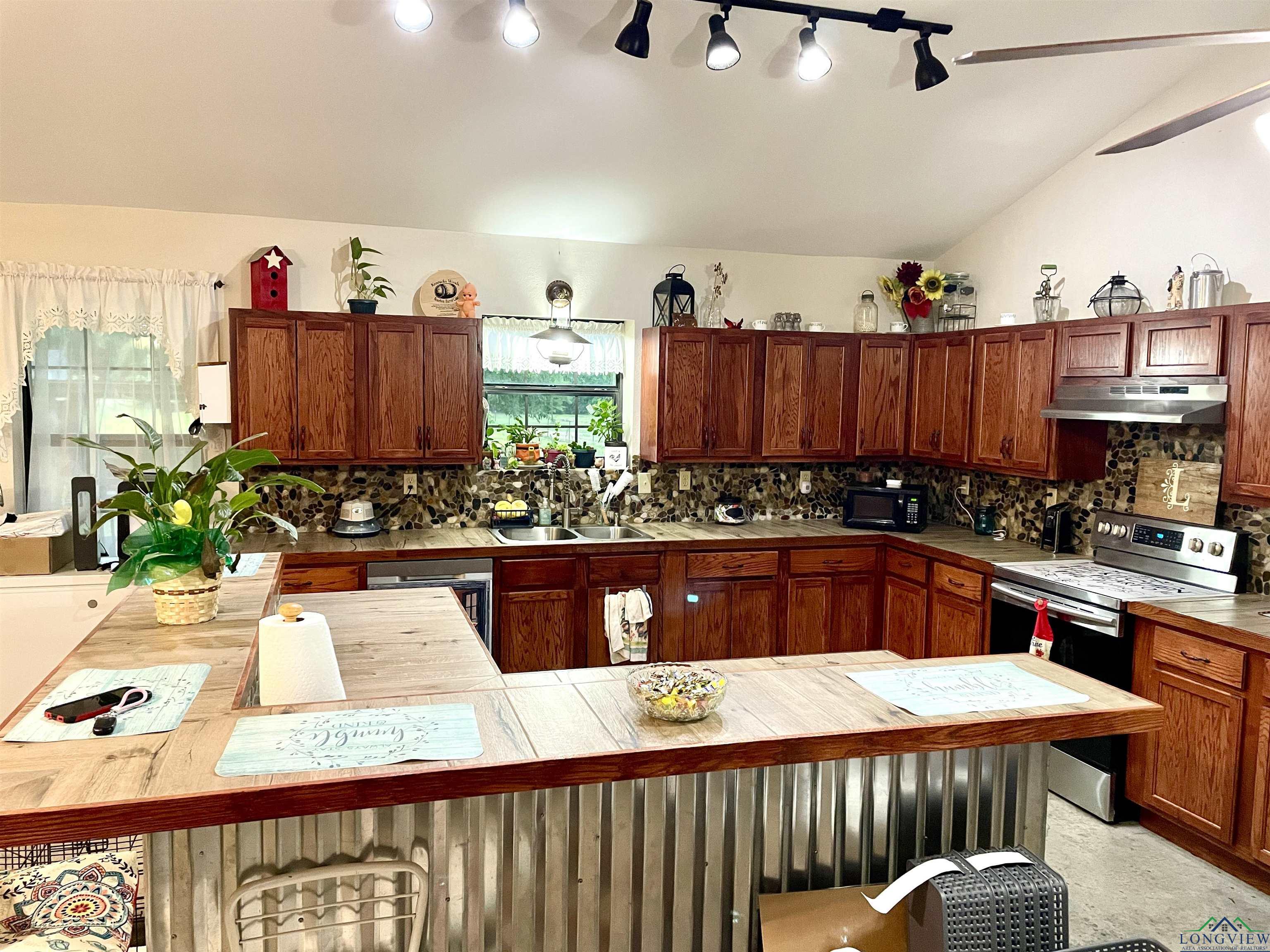 1012 Dial Rd, Big Sandy, Texas image 8