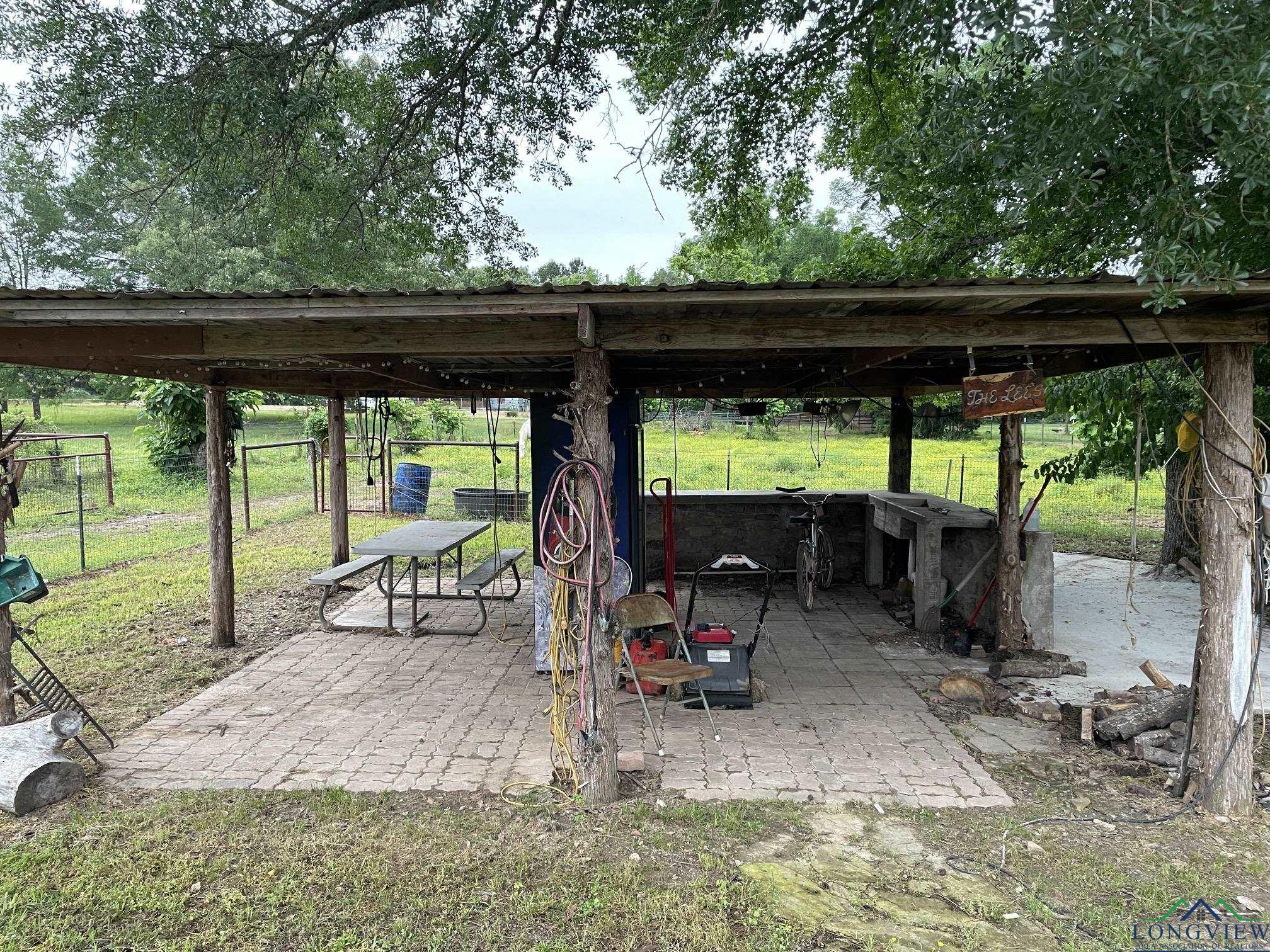 1012 Dial Rd, Big Sandy, Texas image 4