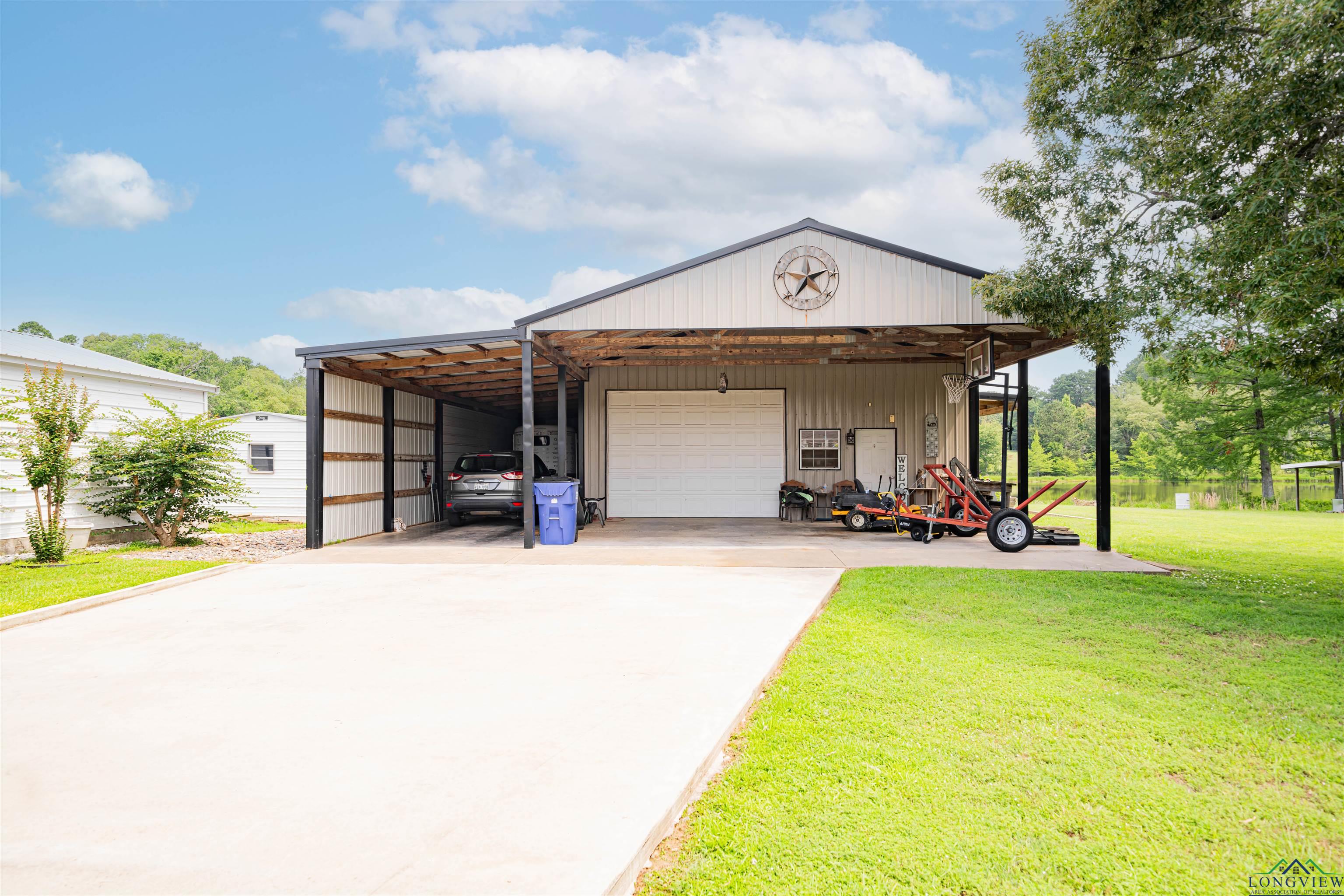 204 Rusty Lane, Gladewater, Texas image 30