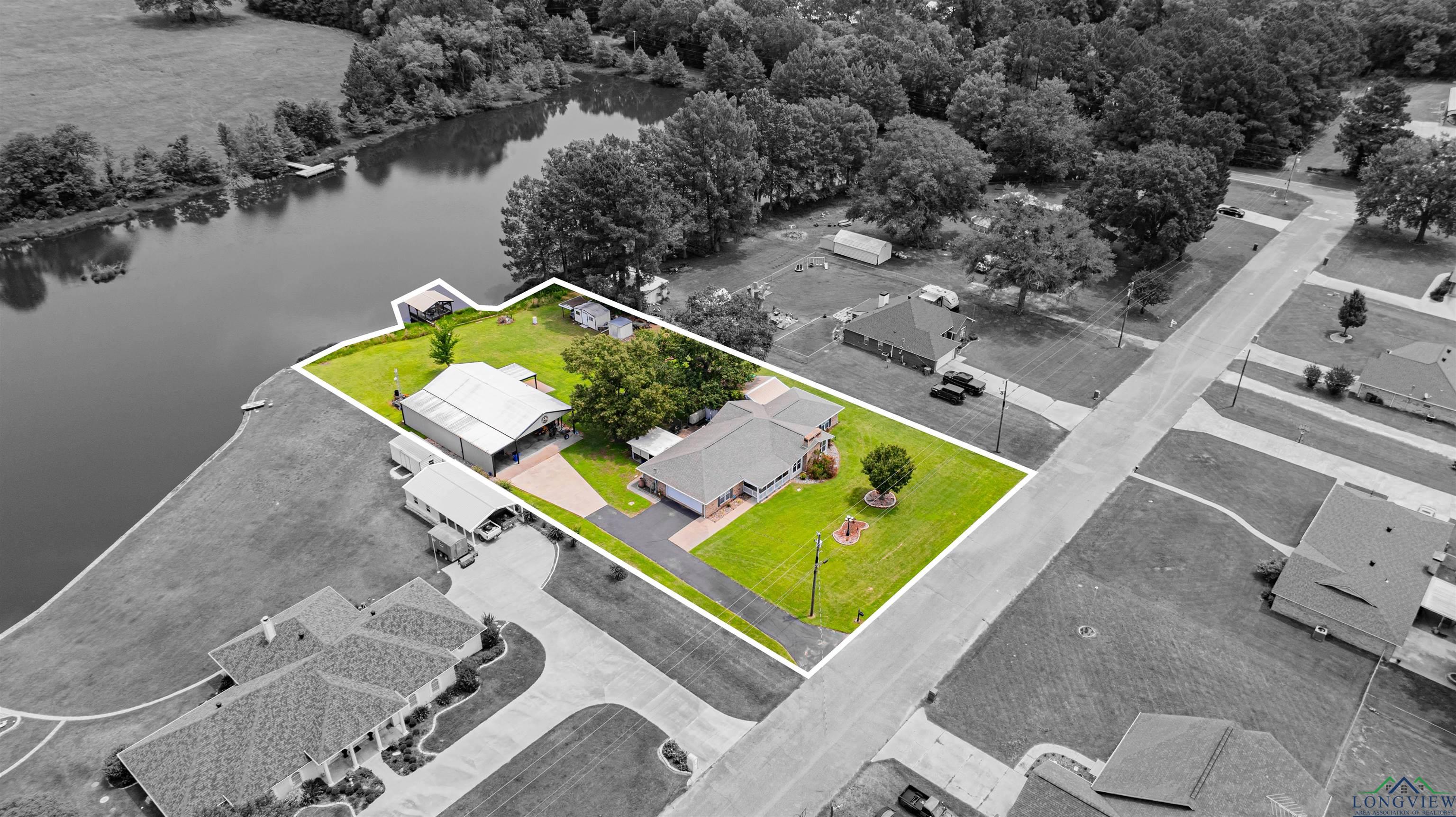204 Rusty Lane, Gladewater, Texas image 36