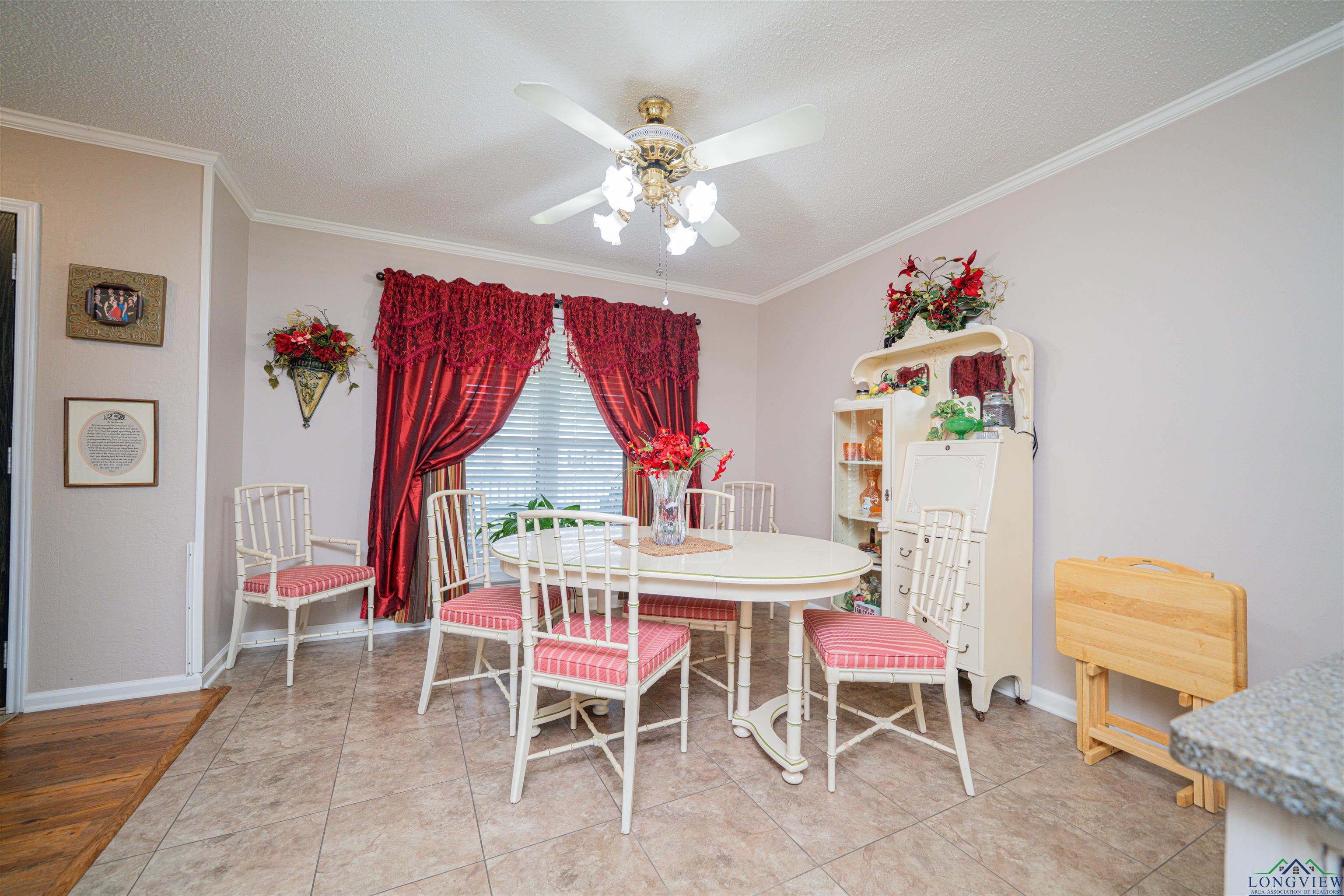 204 Rusty Lane, Gladewater, Texas image 5