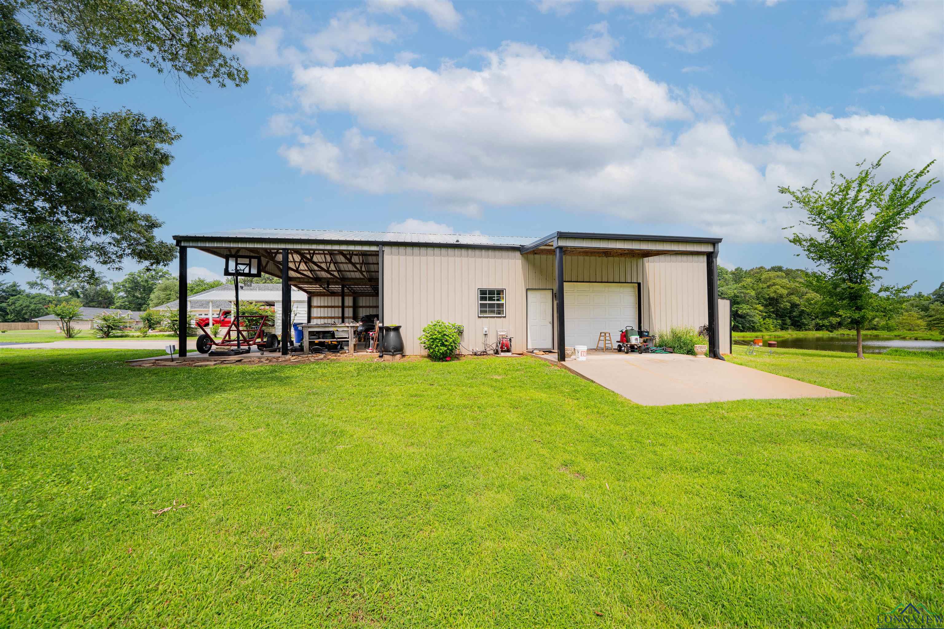 204 Rusty Lane, Gladewater, Texas image 31