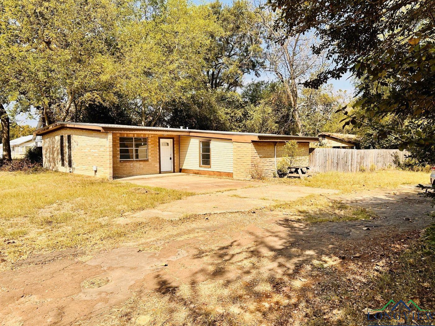 379 Glazner Street, Hawkins, Texas image 2