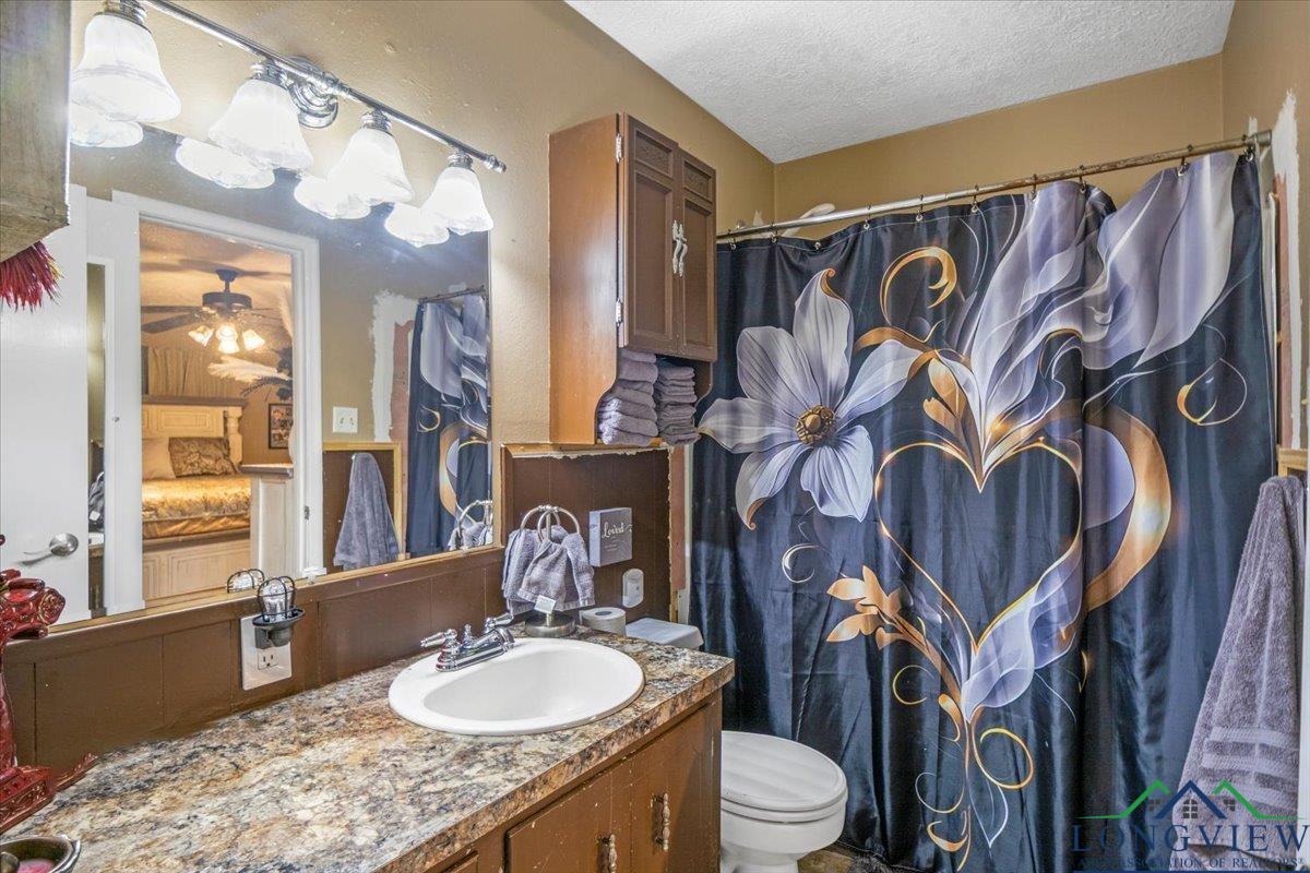1511 Rayford Rd, Henderson, Texas image 17