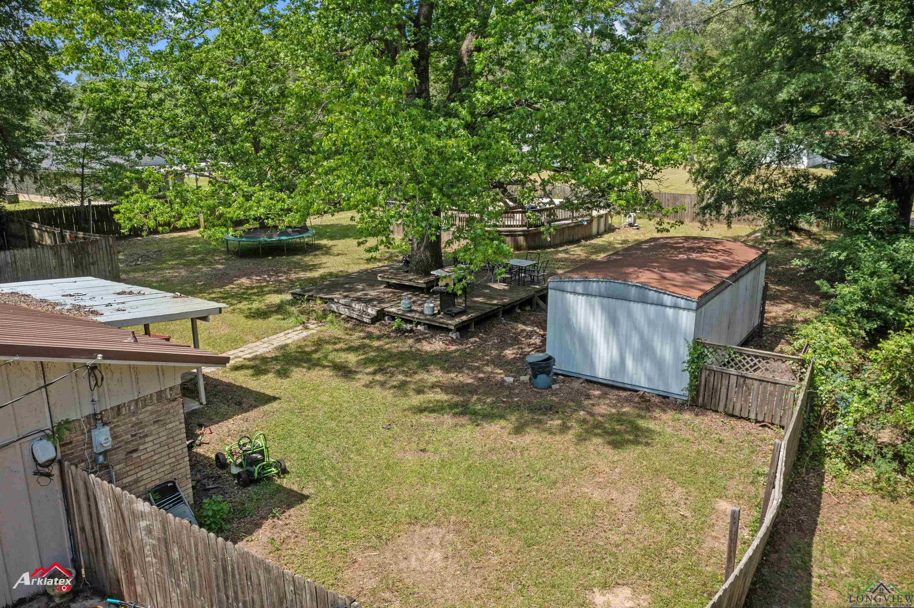 307 Holt St, Carthage, Texas image 11