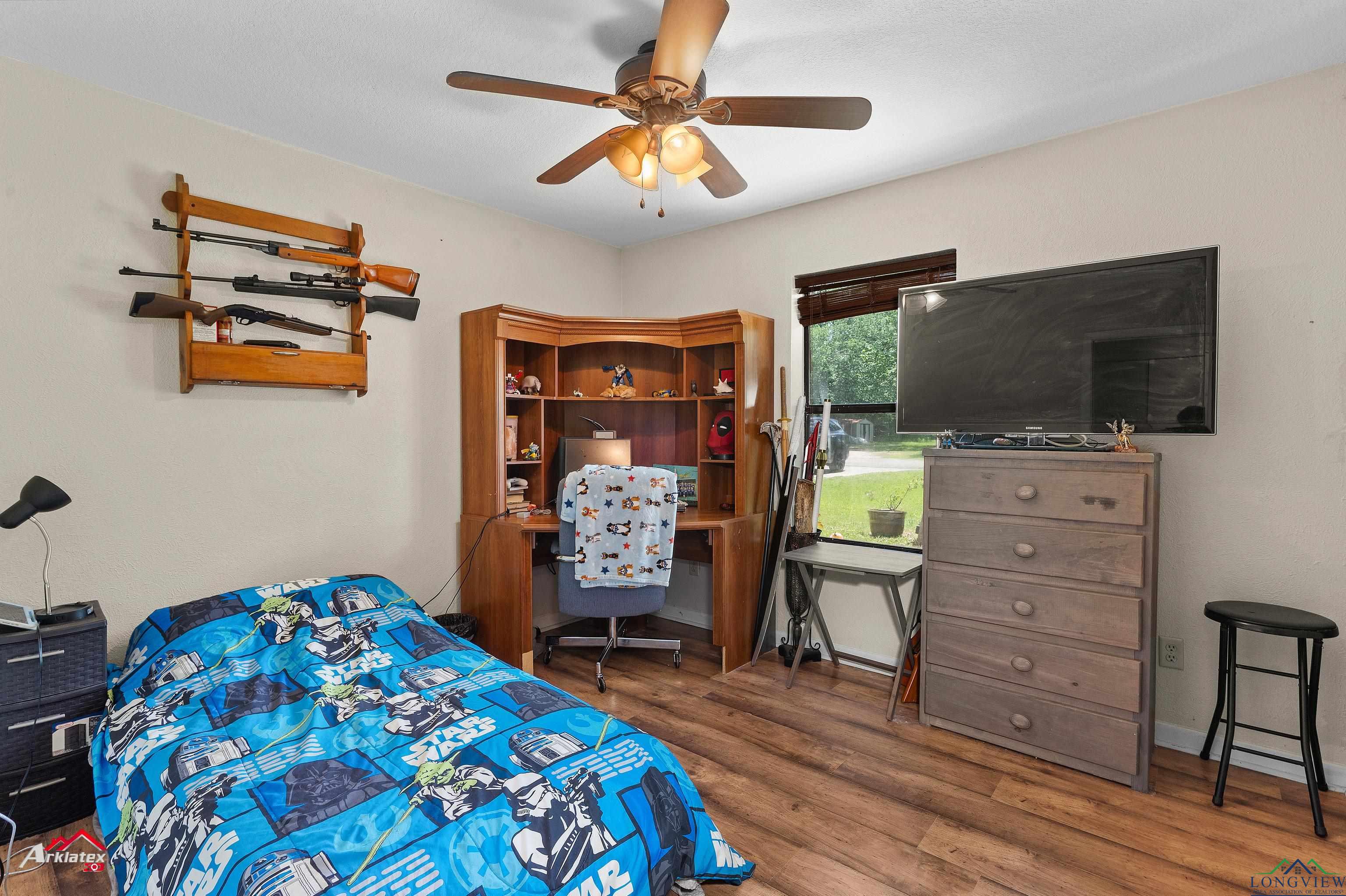 307 Holt St, Carthage, Texas image 18