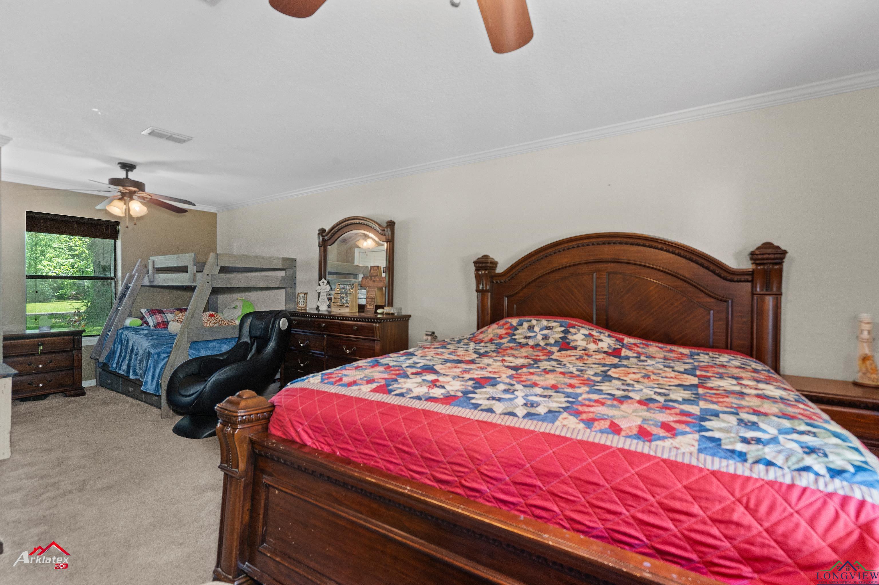 307 Holt St, Carthage, Texas image 17