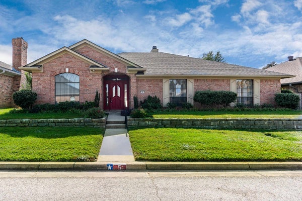 5 FRIENDSWOOD DR, LONGVIEW, TX 75605 - Image c95c3e721b9f8ffa93e4680a0b7f5c28/797774693