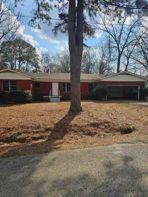 Homes For Sale - 1904 Grafton St<br/> Marshall, TX 75670