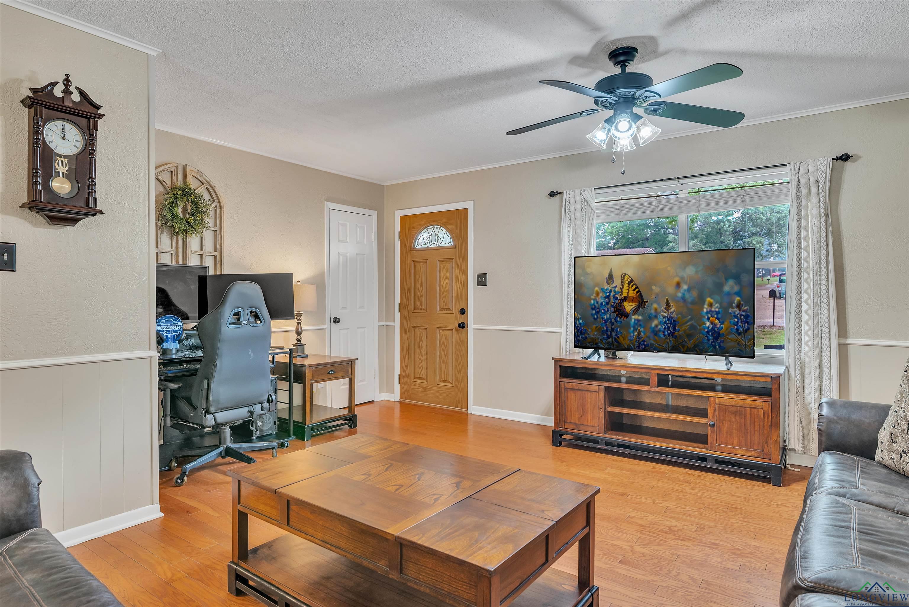 312 Parkway Ln, Gilmer, Texas image 3