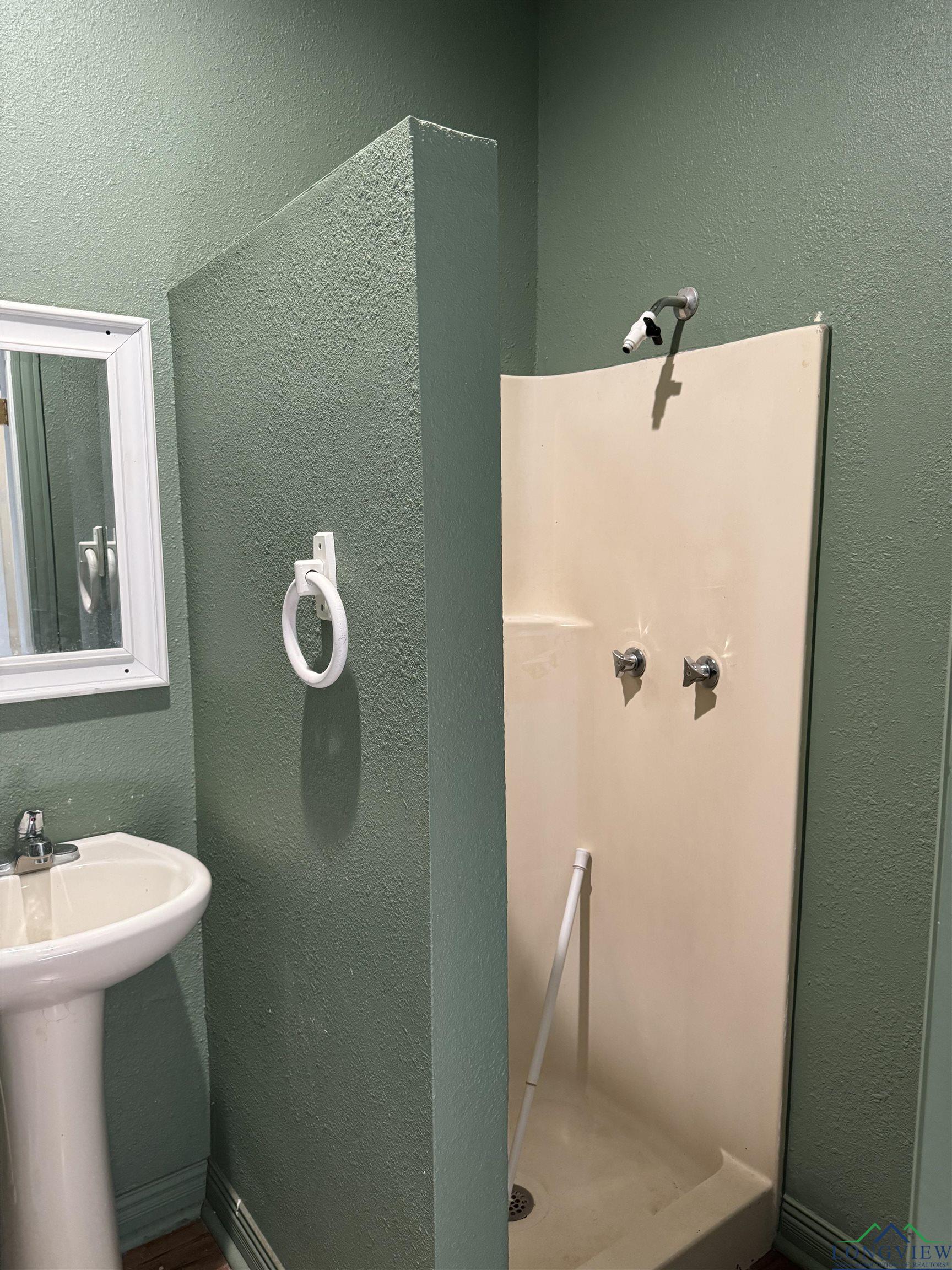 418 E Ragley St, Henderson, Texas image 6