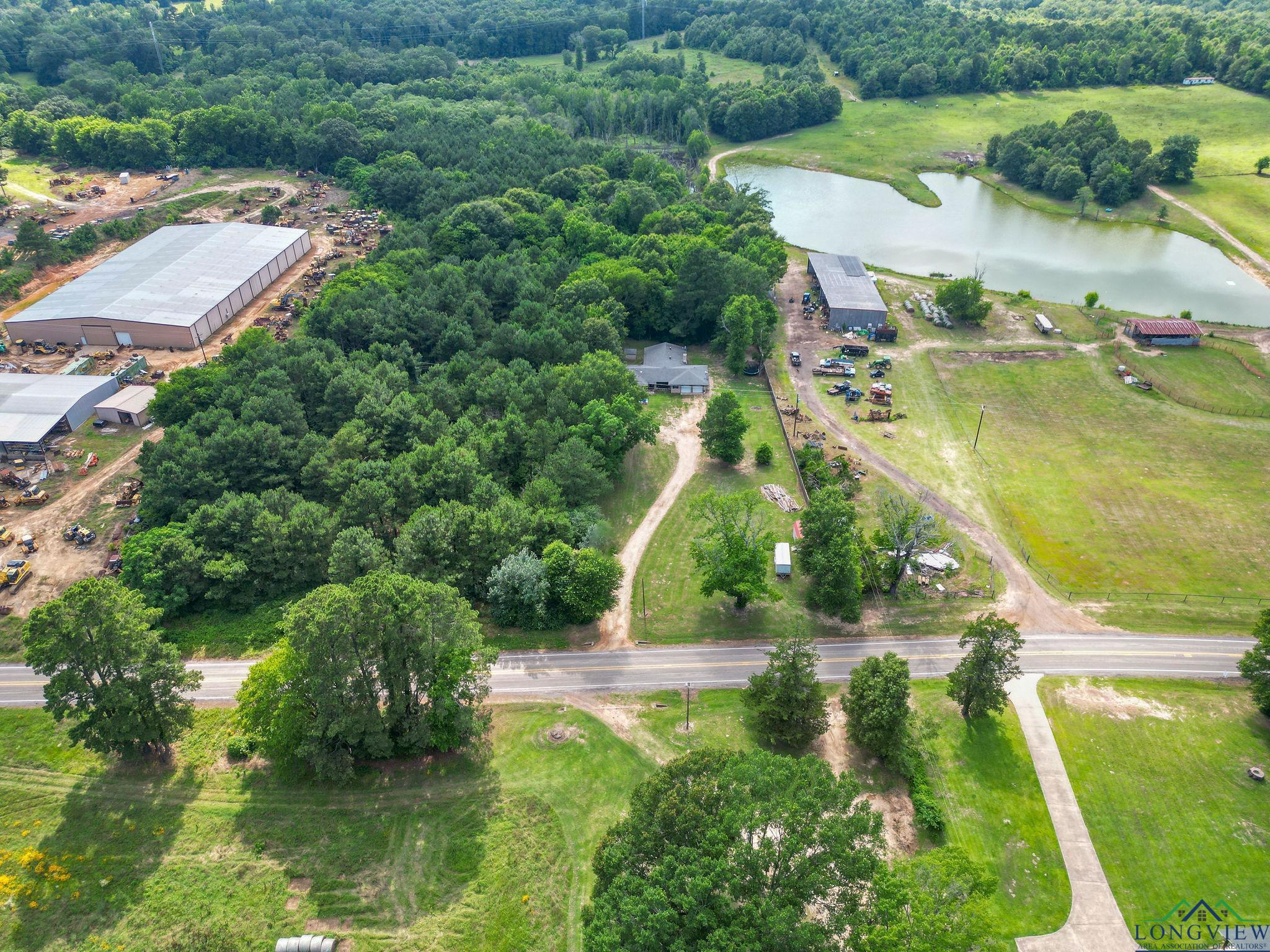 2585 N Fm 250, Hughes Springs, Texas image 37