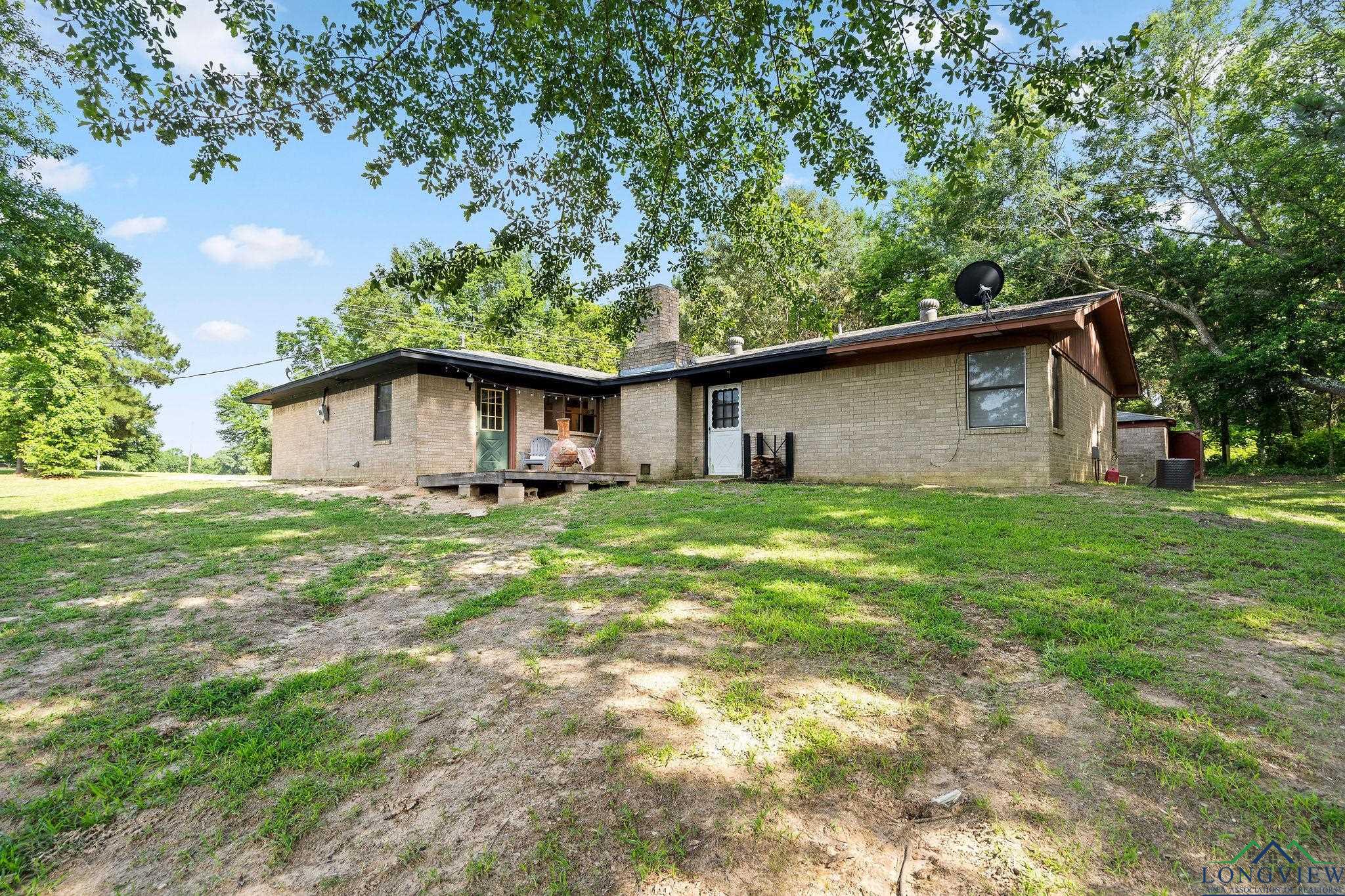 2585 N Fm 250, Hughes Springs, Texas image 32