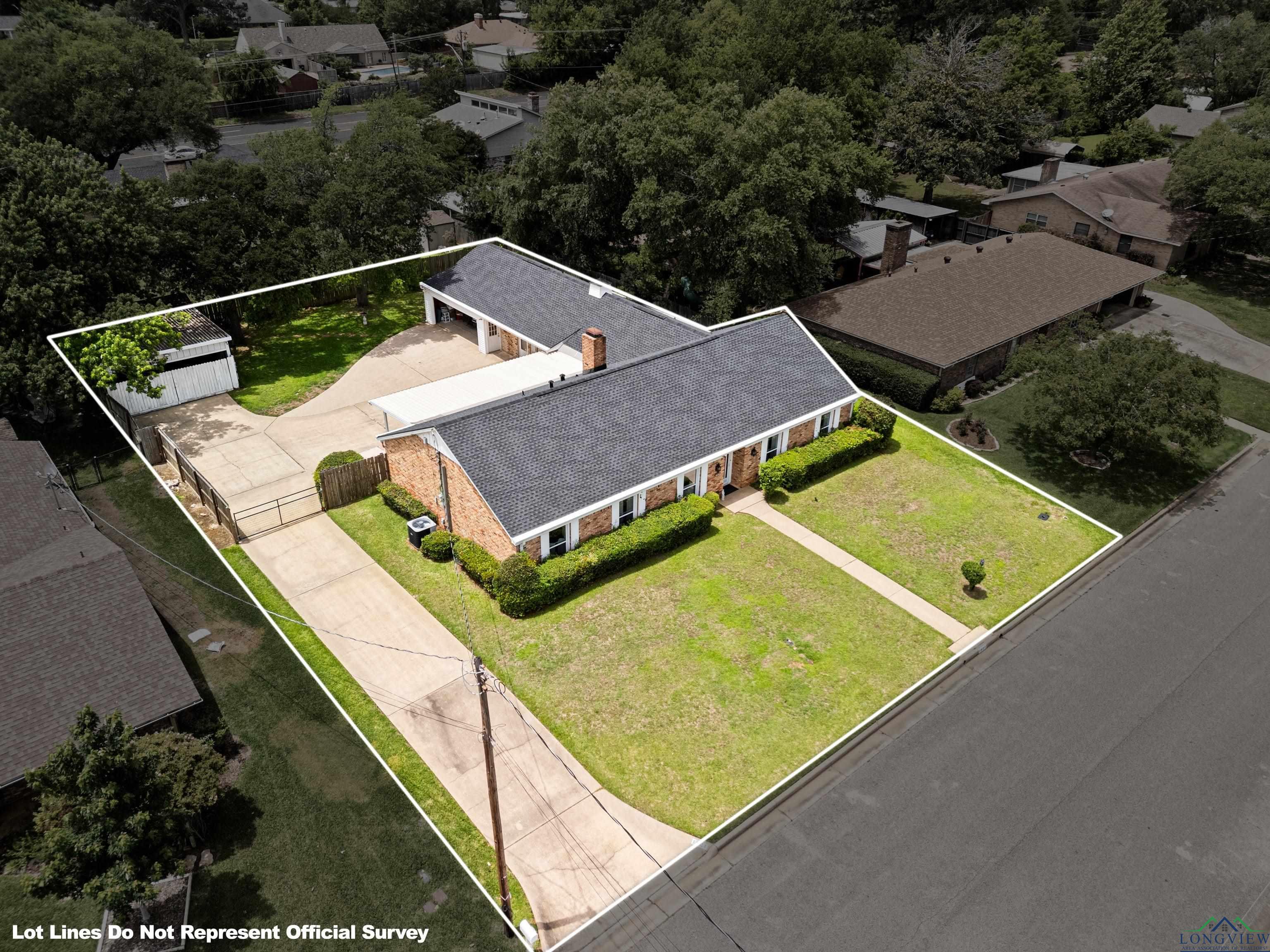 1901 Livingston St, Longview, Texas image 2