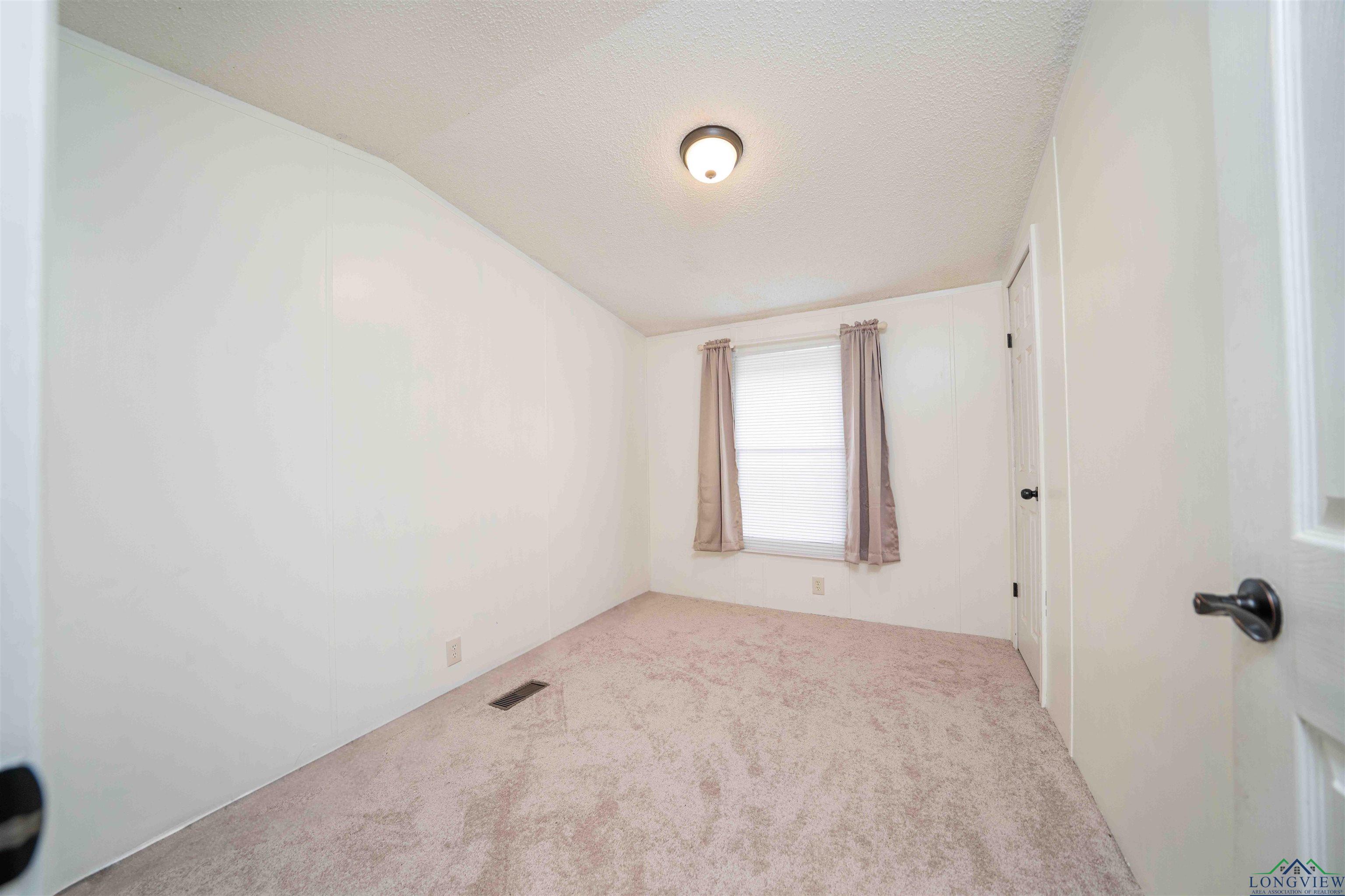 370 Cross Creek Road, Longview, Texas image 11