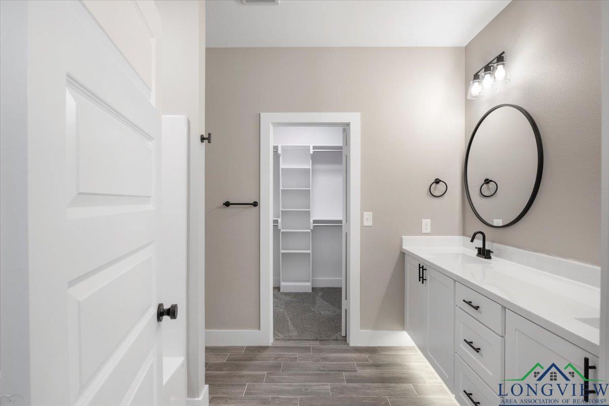 16226 Crossing Circle, Lindale, Texas image 38