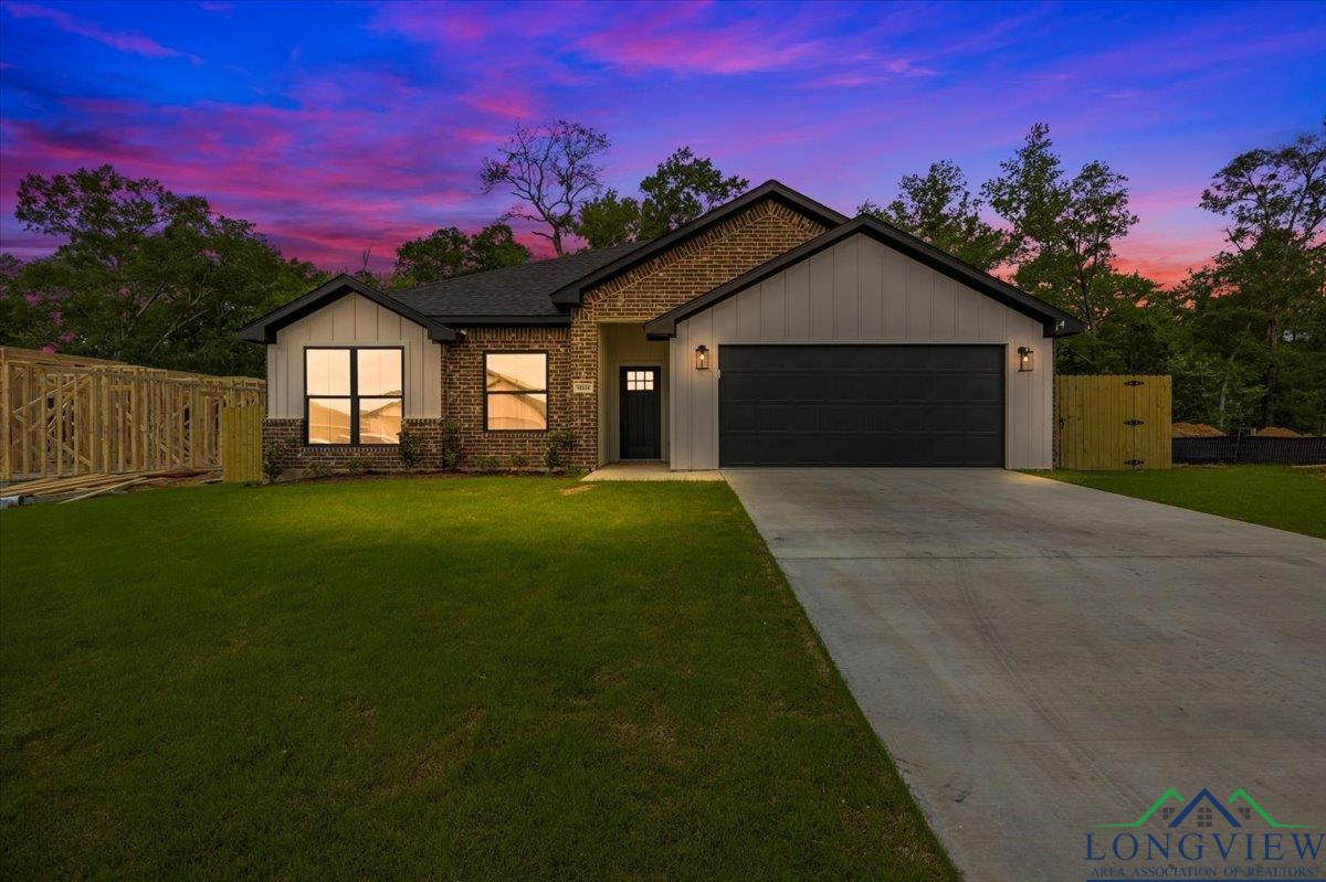16226 Crossing Circle, Lindale, Texas image 3