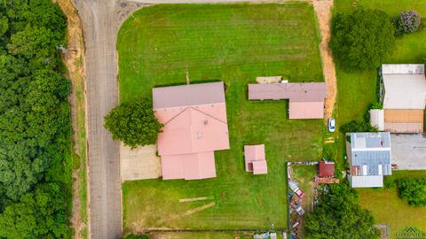 A home in White Oak