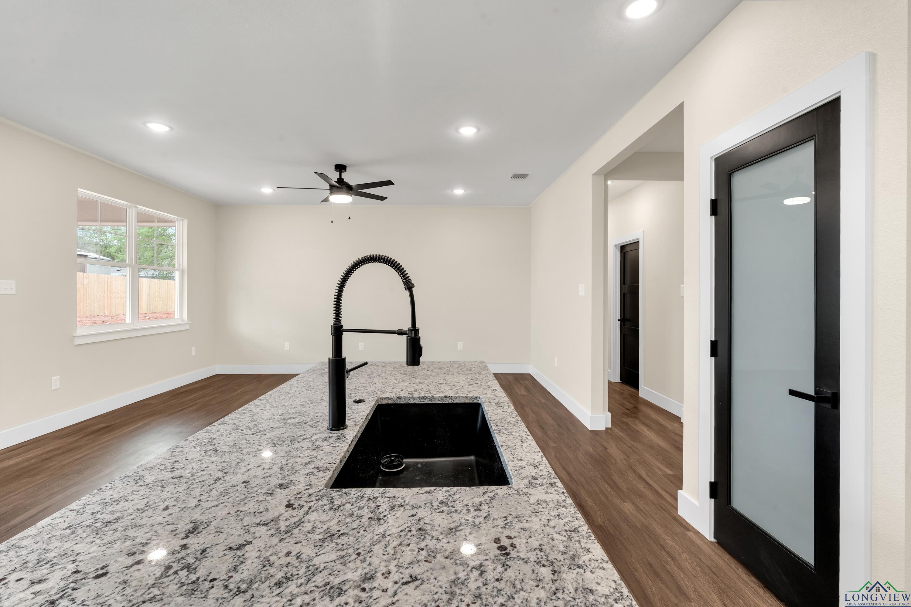 120 Mia Ln, Longview, Texas image 11