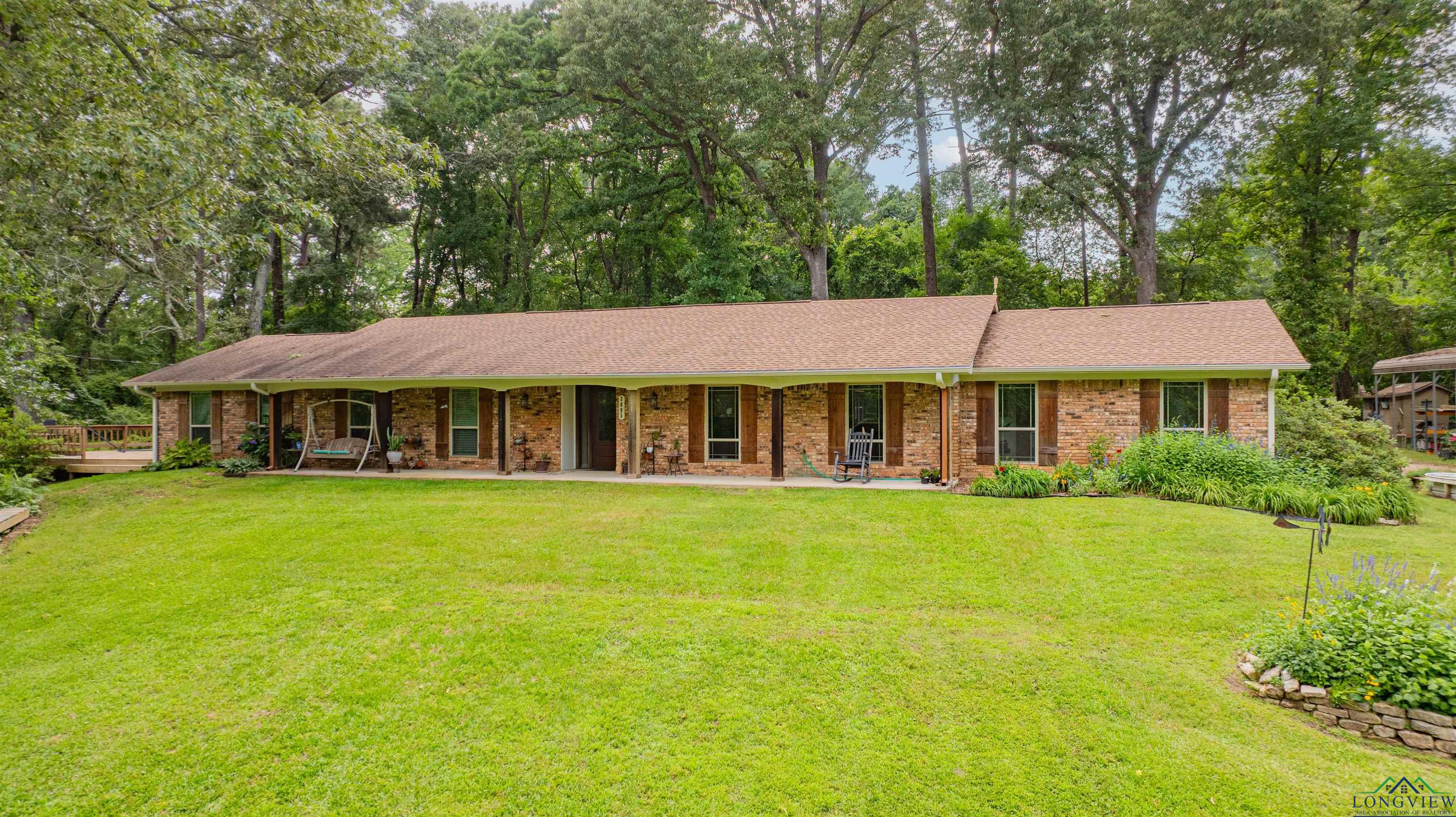 3805 Treetop Ln, Longview, Texas image 3