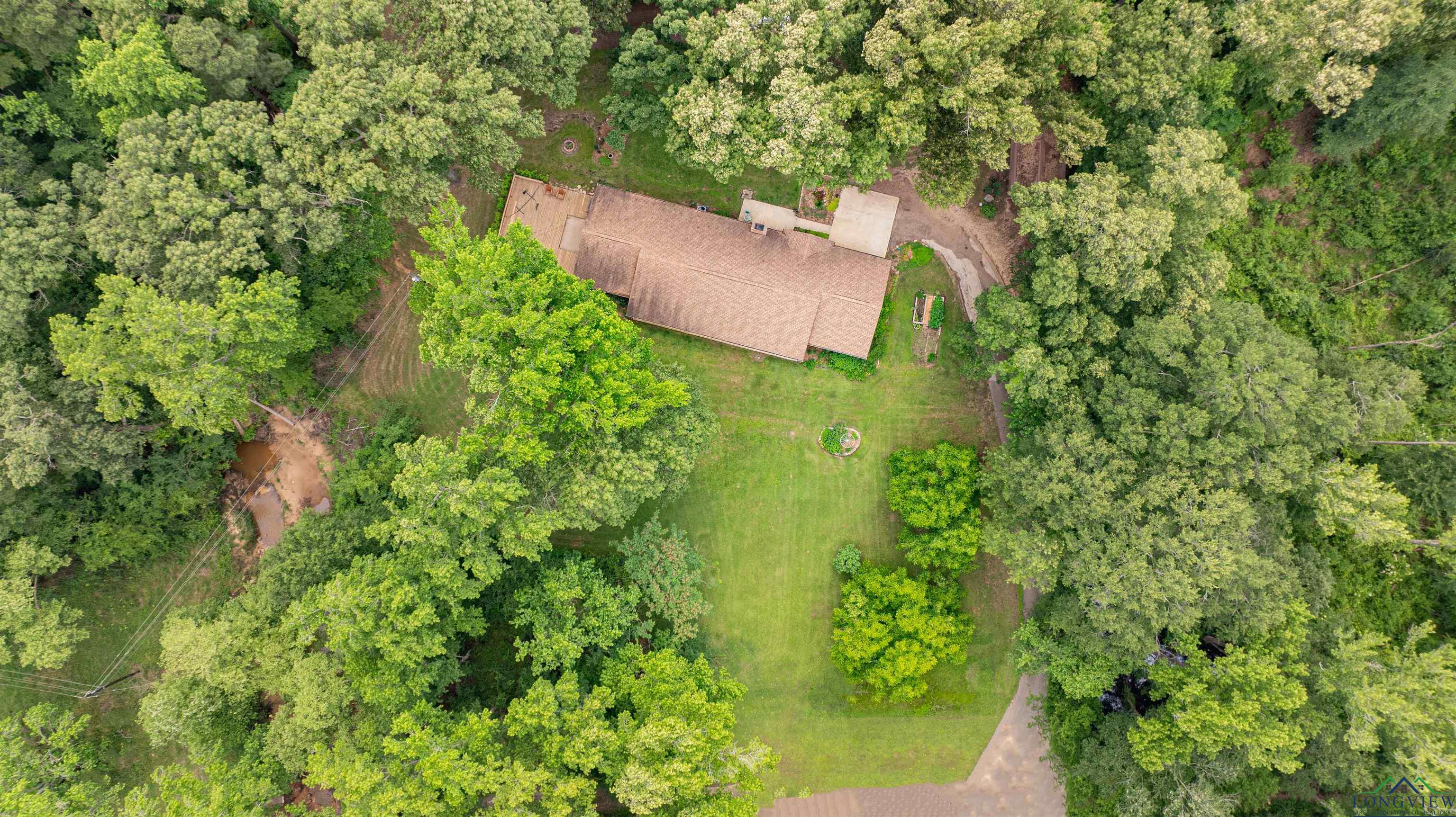 3805 Treetop Ln, Longview, Texas image 8